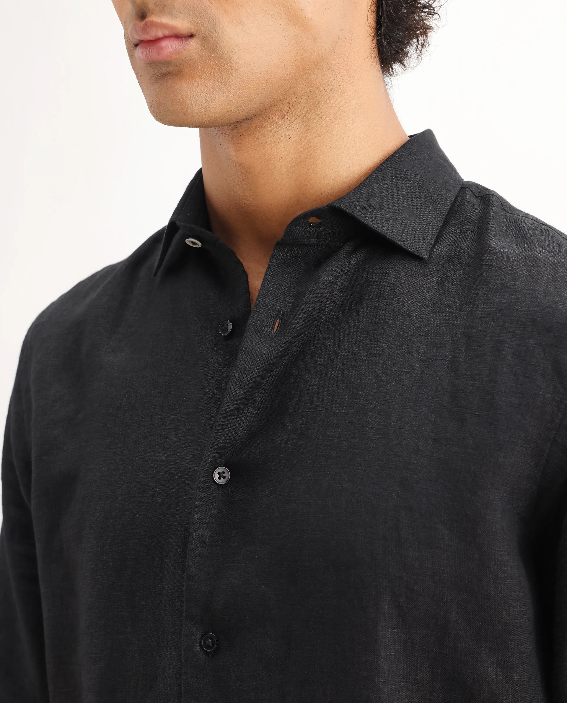 Rare Rabbit Men's Mavi Black Linen Plain Regular Fit Full Sleeve Collared Shirt - Image 3