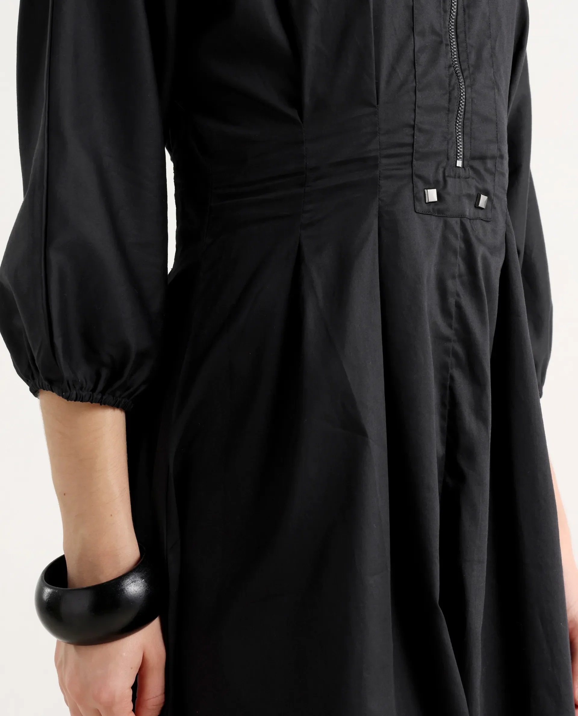 Rareism Women's Mayem Black Cotton Crew Neck Plain Volume Sleeve Knee Length Fit And Flare Dress - Image 5