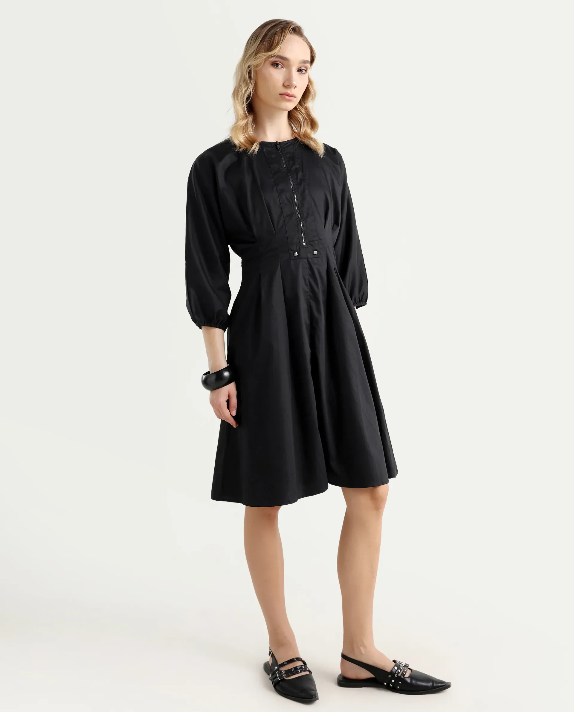 Rareism Women's Mayem Black Cotton Crew Neck Plain Volume Sleeve Knee Length Fit And Flare Dress - Image 7