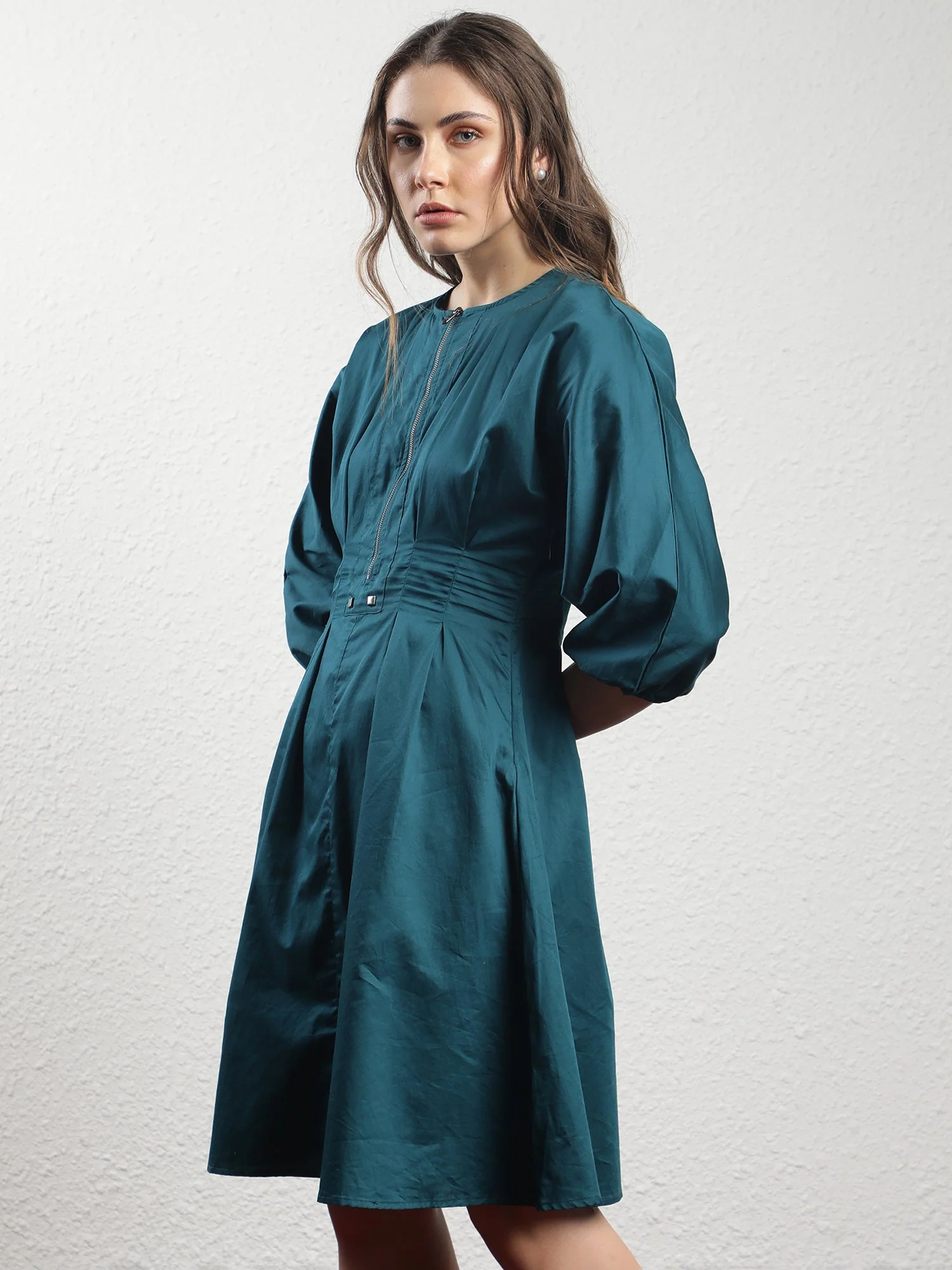 Rareism Women's Mayem Petrol Cotton Crew Neck Plain Volume Sleeve Knee Length Tailored Dress - Image 2