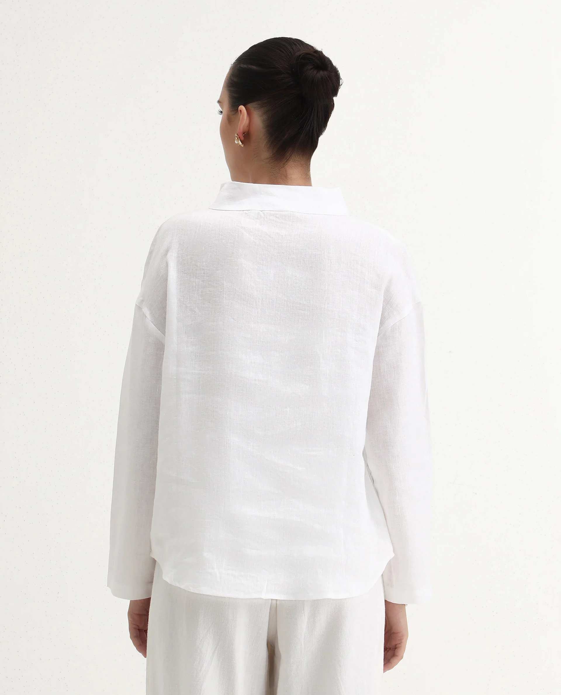 Rareism Women's Mayotte White Linen Mandarin Collar Plain Relaxed Fit Top - Image 9