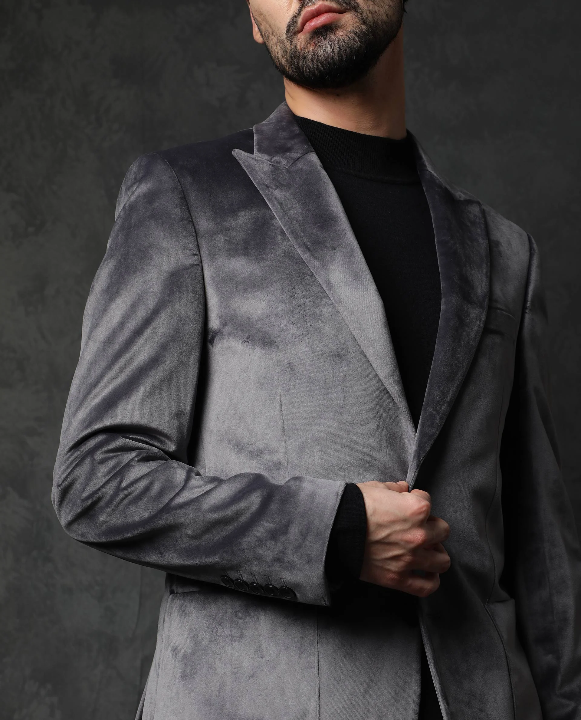 Rare Rabbit Men's Mazey Grey Plain Tailored Fit Full Sleeve Lapel Neck Blazer - Image 3