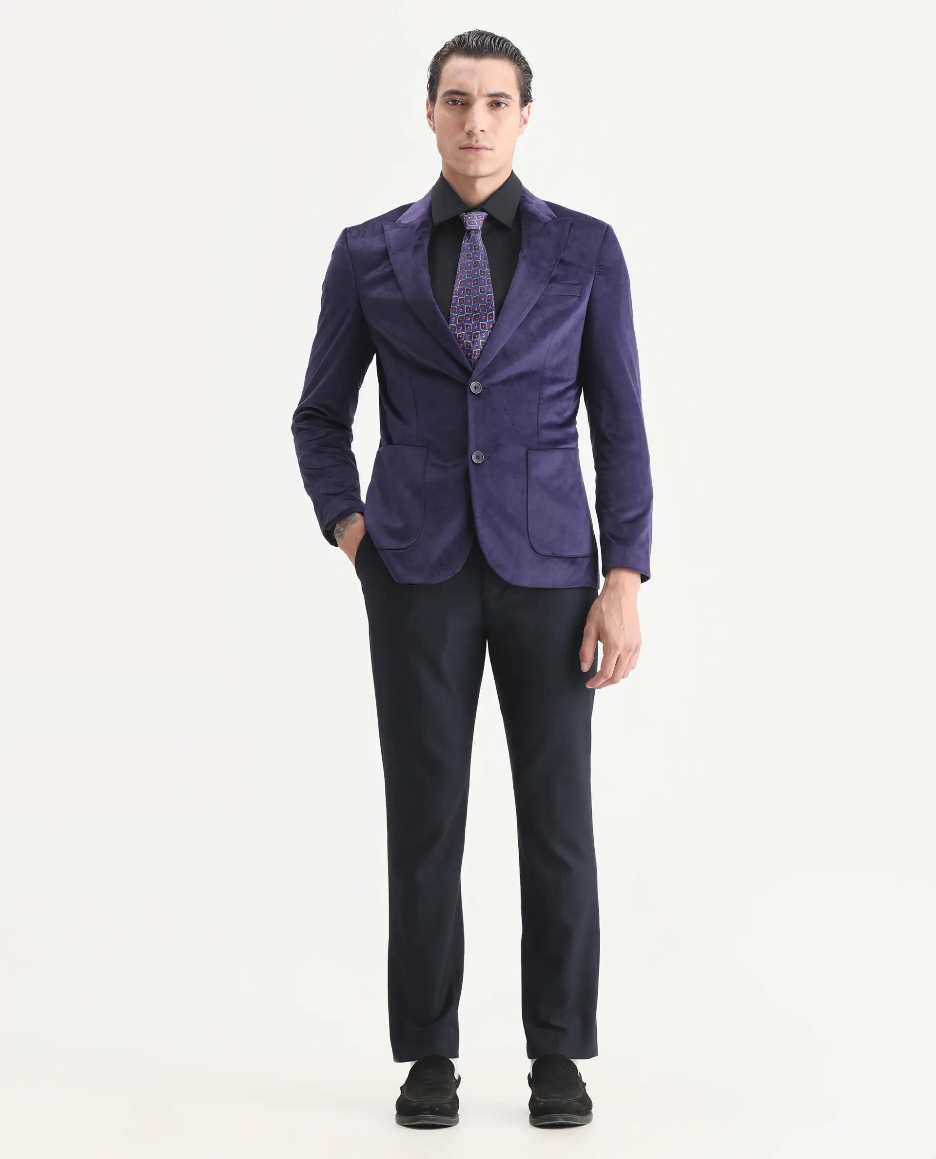 Rare Rabbit Men's Mazey Purple Velvet Plain Tailored Fit Full Sleeve Lapel Neck Blazer - Image 2