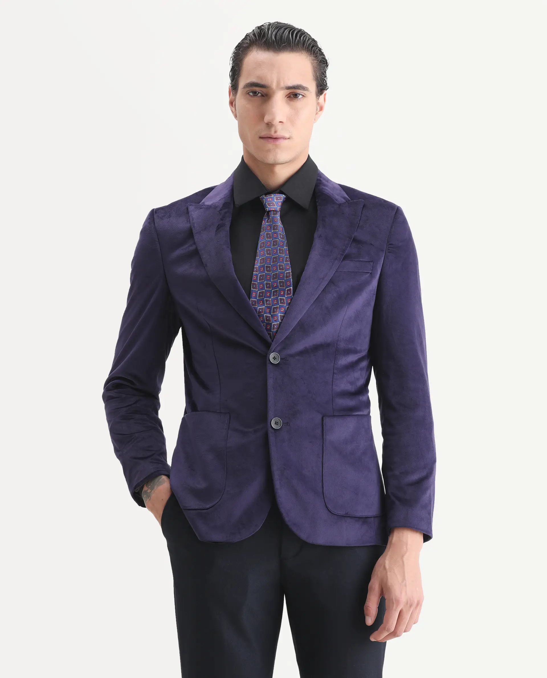 Rare Rabbit Men's Mazey Purple Velvet Plain Tailored Fit Full Sleeve Lapel Neck Blazer - Image 3