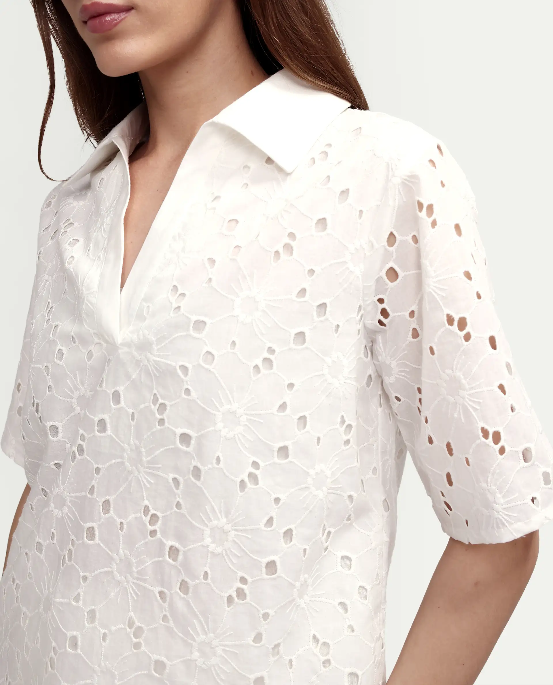 Rareism Women's Mazi-T Off White Cotton Half Sleeve Jonny Collar Regular Top - Image 4