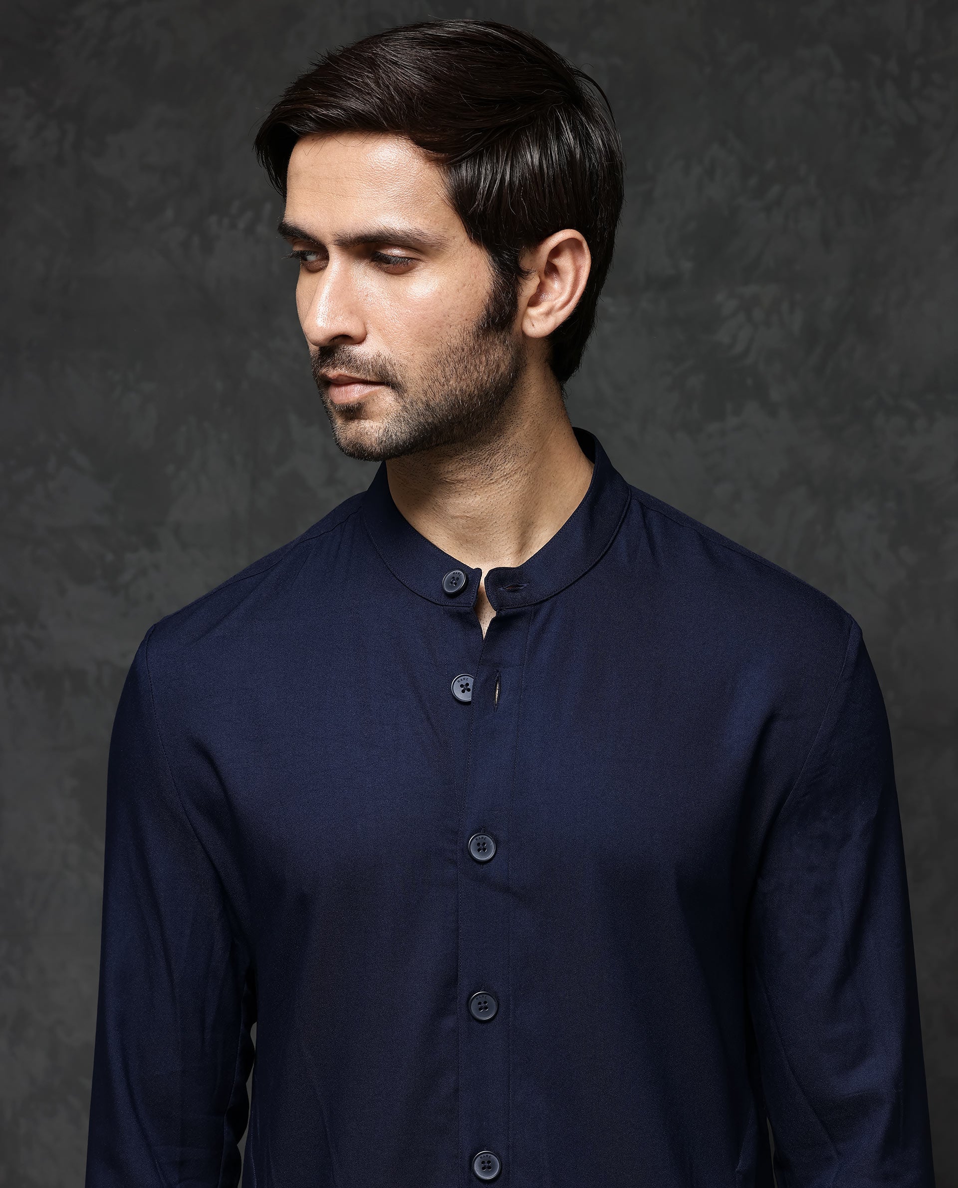 Rare Rabbit Men's Medo-K1 Dark Navy Viscose Plain Regular Fit Full Sleeve Mandarin Collar Kurta - Image 2