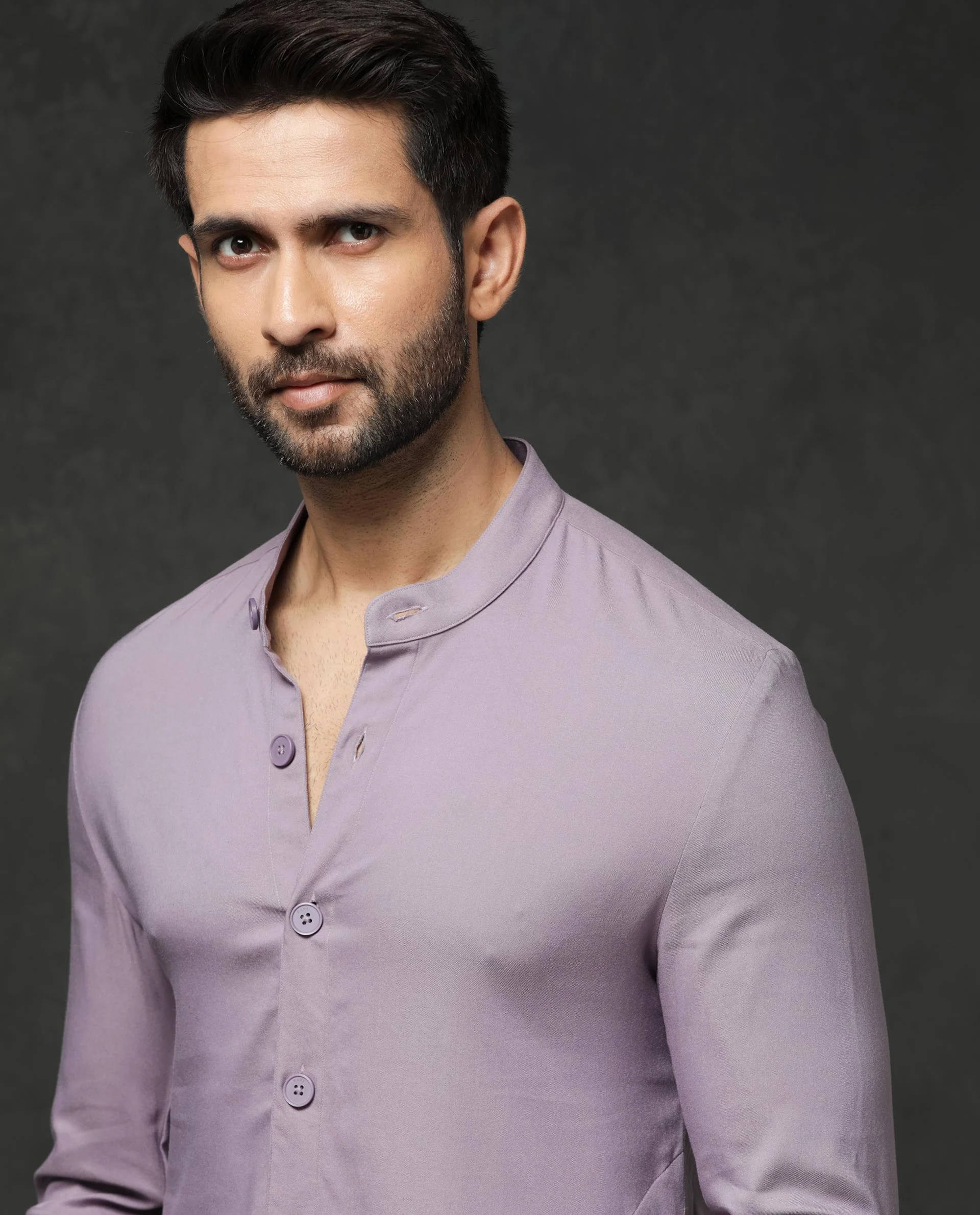 Rare Rabbit Men's Medo K1 Pastel Purple Viscose Plain Regular Fit Full Sleeve Mandarin Collar Kurta - Image 3