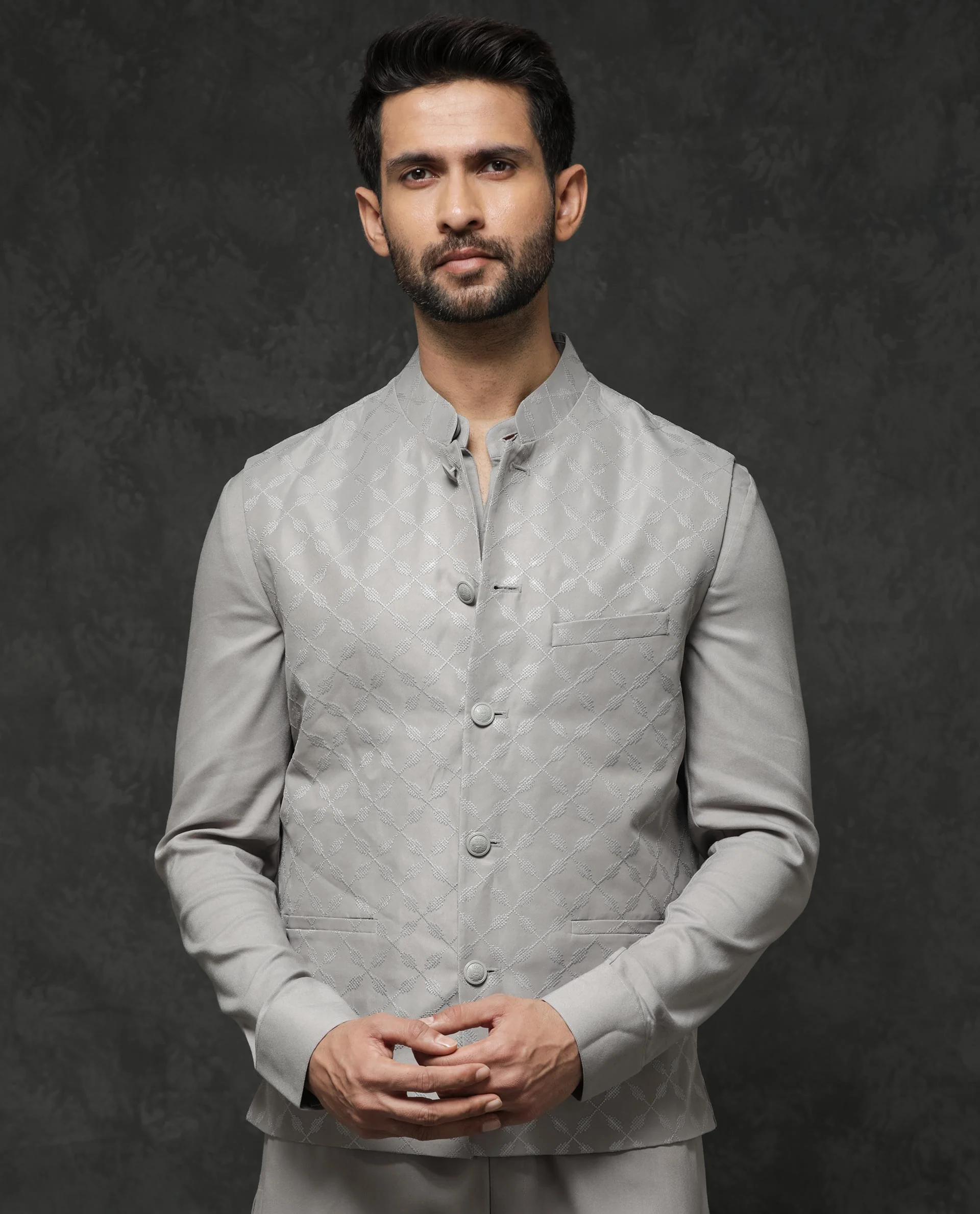 Rare Rabbit Men's Medo Kpb Grey Viscose Embroidered Regular Fit Full Sleeve Mandarin Collar Kurta Suit - Image 4