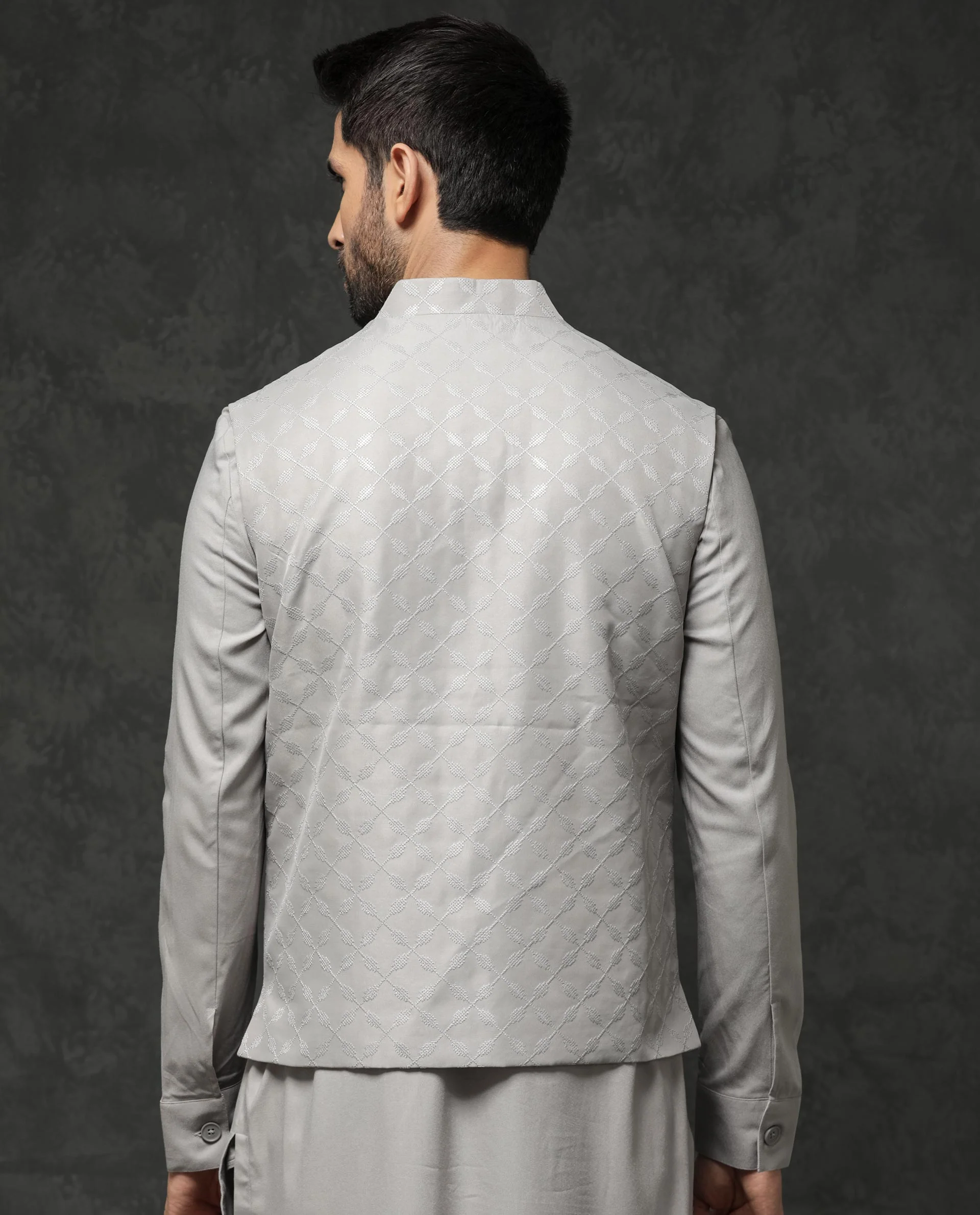 Rare Rabbit Men's Medo Kpb Grey Viscose Embroidered Regular Fit Full Sleeve Mandarin Collar Kurta Suit - Image 8