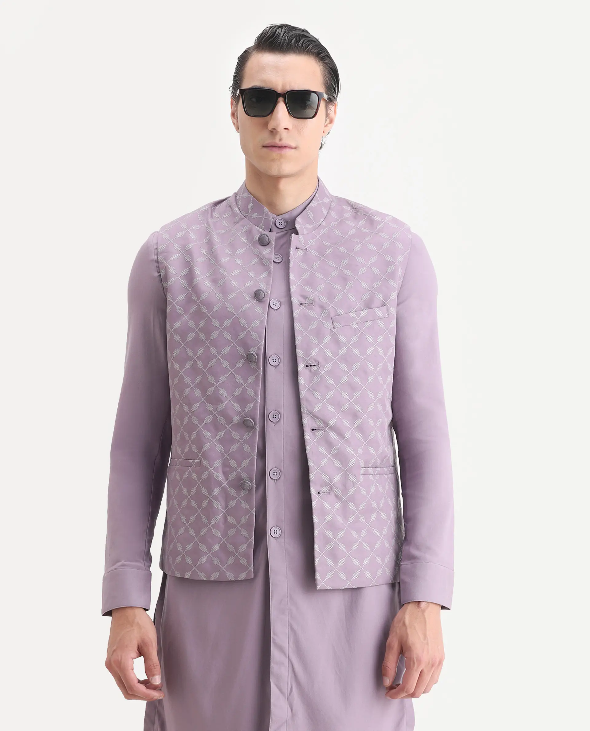Rare Rabbit Men's Medo Kpb Pastel Purple Viscose Embroidered Regular Fit Full Sleeve Mandarin Collar Kurta Suit - Image 6