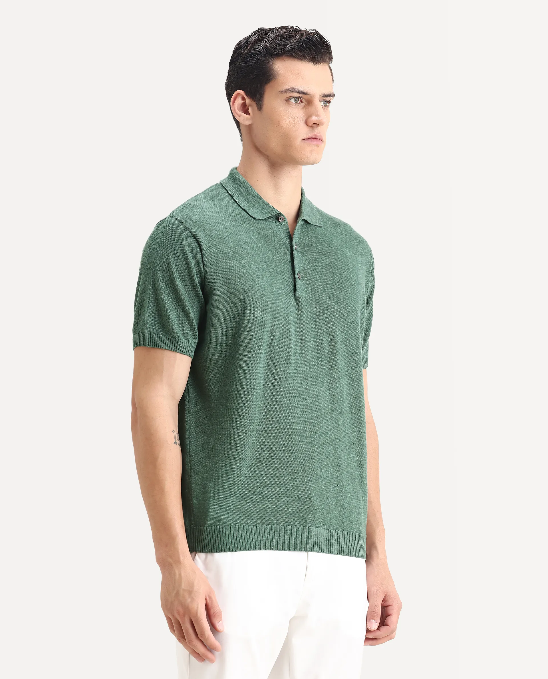 Rare Rabbit Men's Mekko Dusky Green 100% Linen Plain Regular Fit Half Sleeve Polo - Image 4