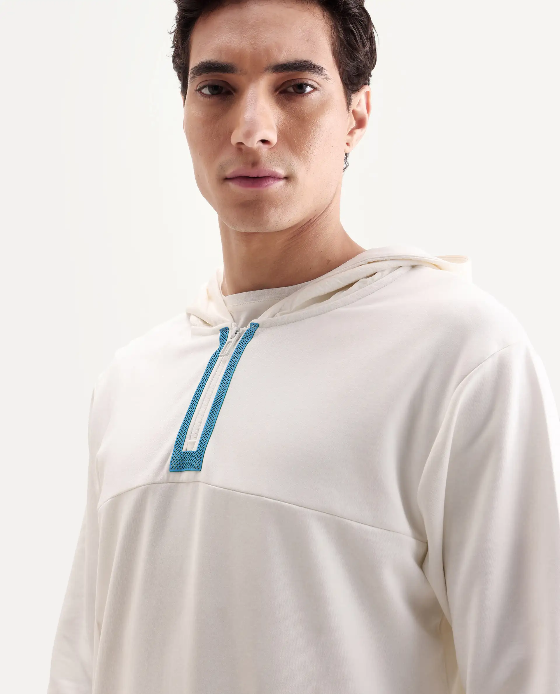 Rare Rabbit Men's Melt Off White Cotton Blend Plain Regular Fit Full Sleeve Hooded Sweatshirt - Image 4