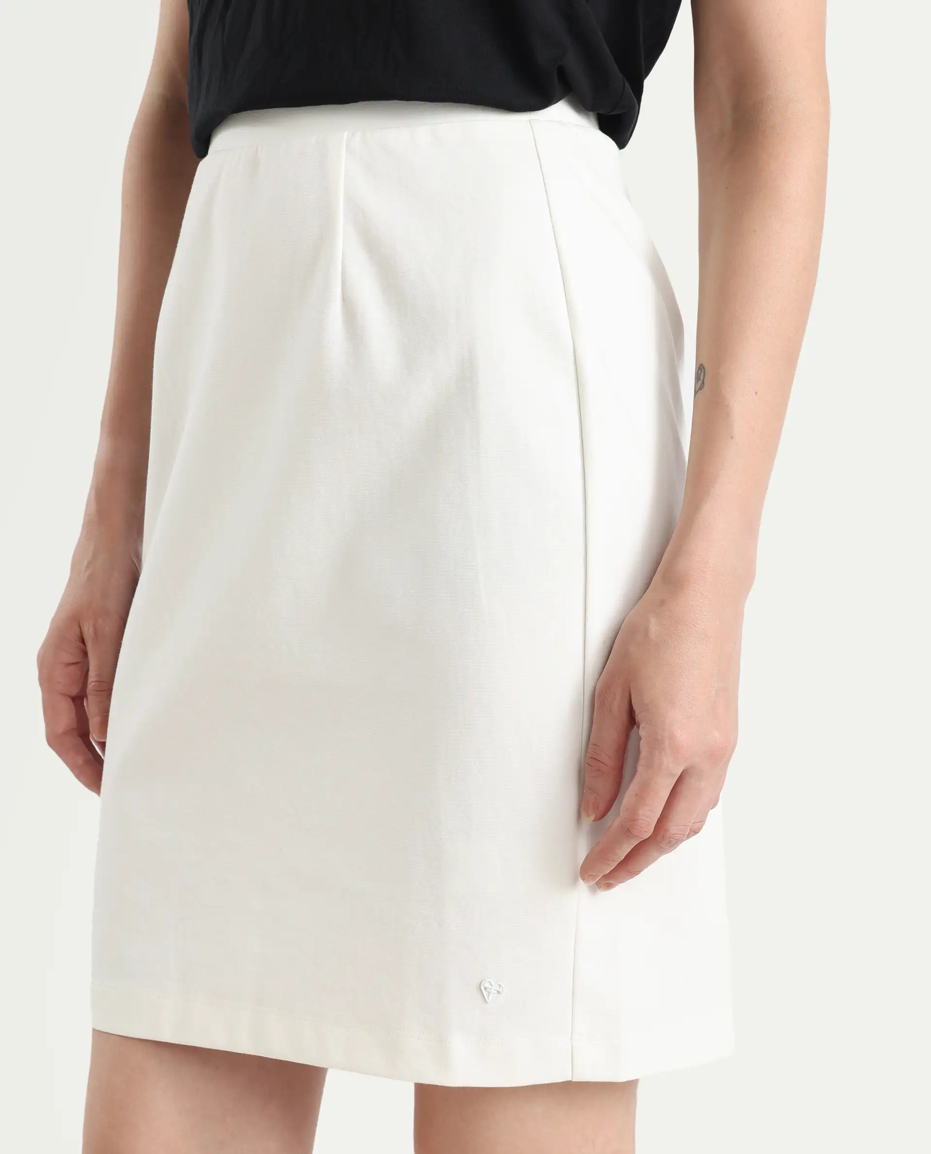 Rareism Women's Melunia White Polyester Blend Plain Knee Length Straight Fit Skirt - Image 5