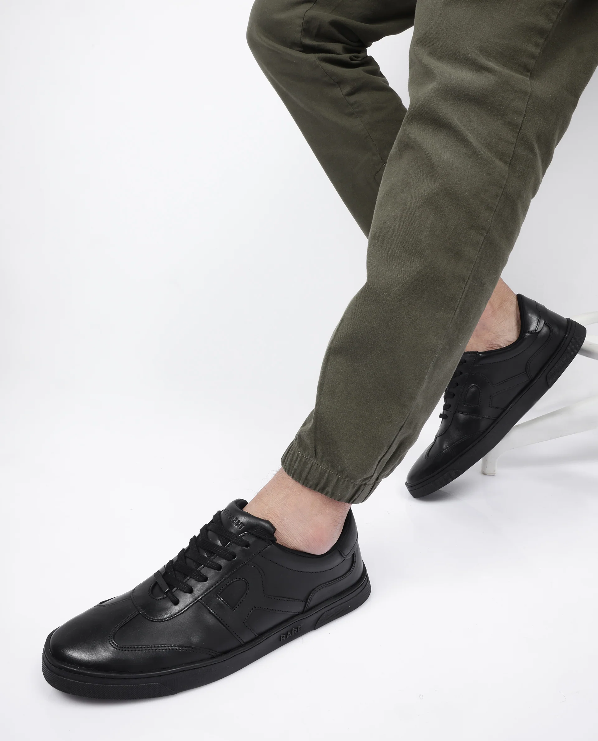 Rare Rabbit Mens Merc Black Round Toe Genuine Leather Lace Up Low Top Sneaker Shoes - Image 4