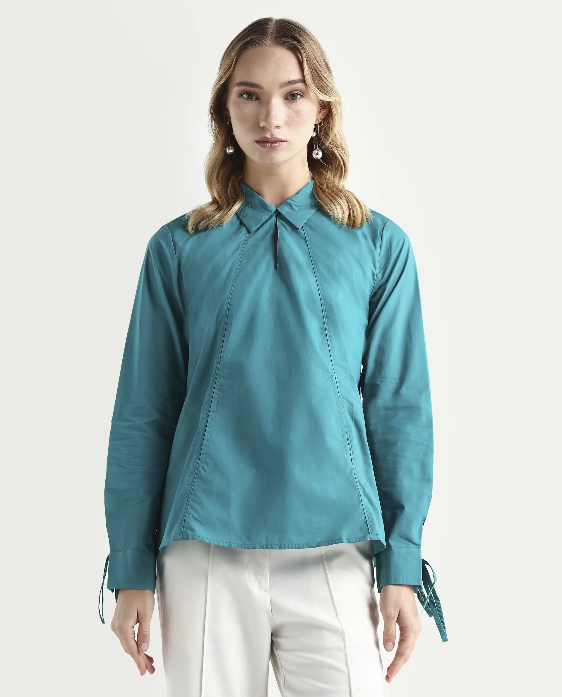 Rareism Women's Merge Petrol Cotton Spread Collar Plain Tailored Top - Image 3