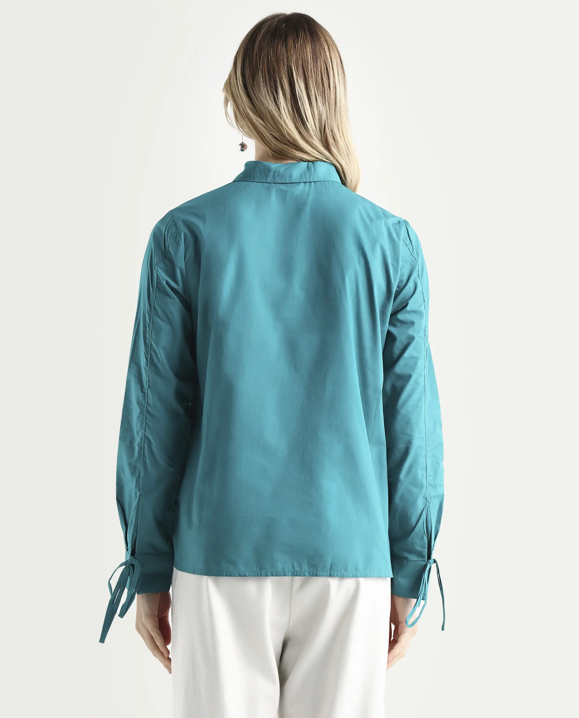 Rareism Women's Merge Petrol Cotton Spread Collar Plain Tailored Top - Image 7