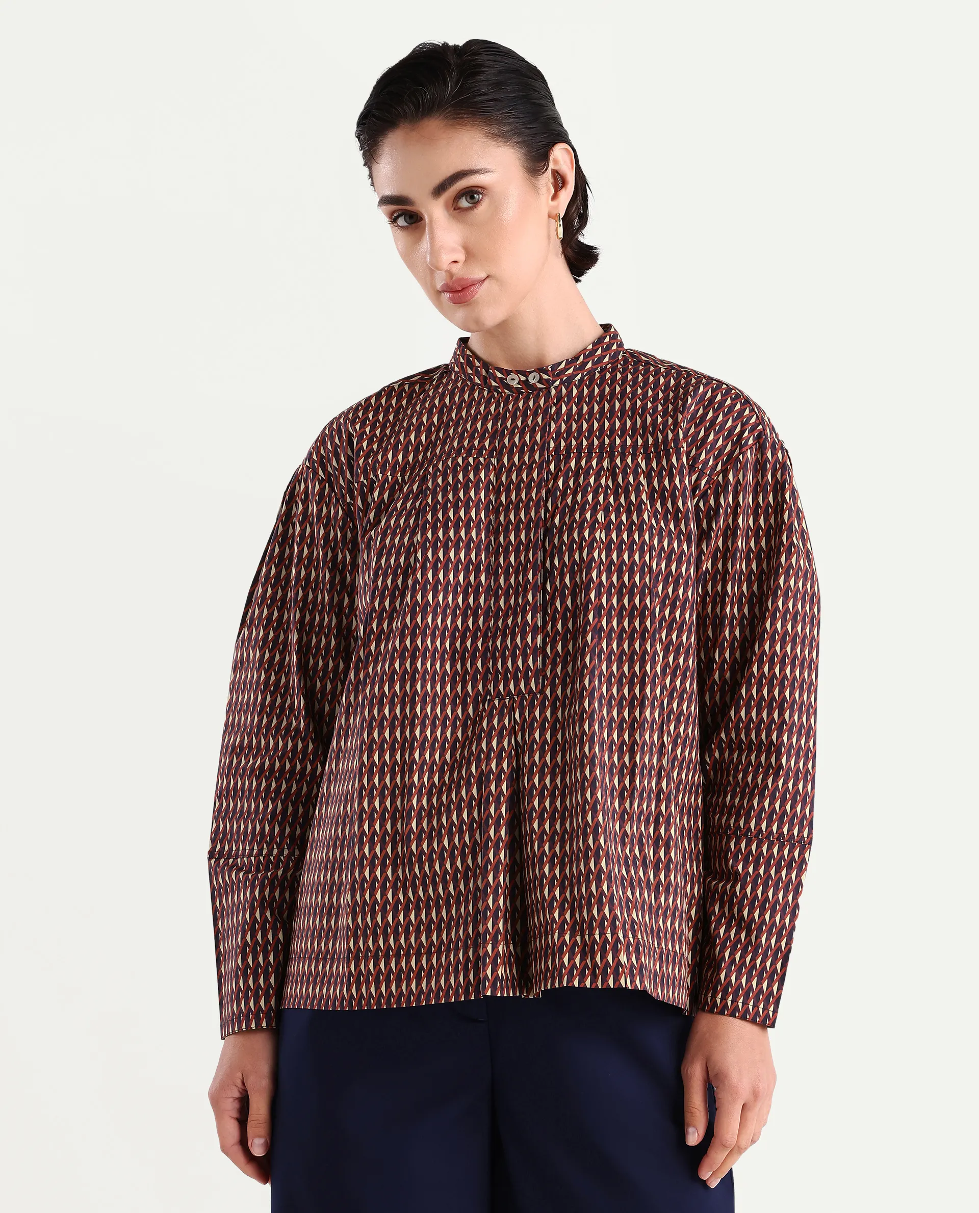 Rareism Women's Meteor Dark Multi Polyester Blend Mandarin Collar Geometric Print Relaxed Fit Top - Image 3