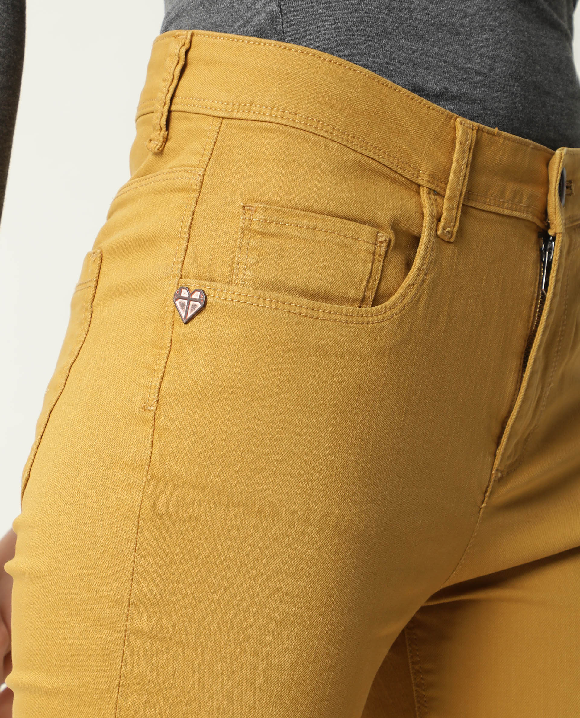 Rareism Women's Metty Mustard Cotton Blend Plain Ankle Length Slim Fit Jeans - Image 3