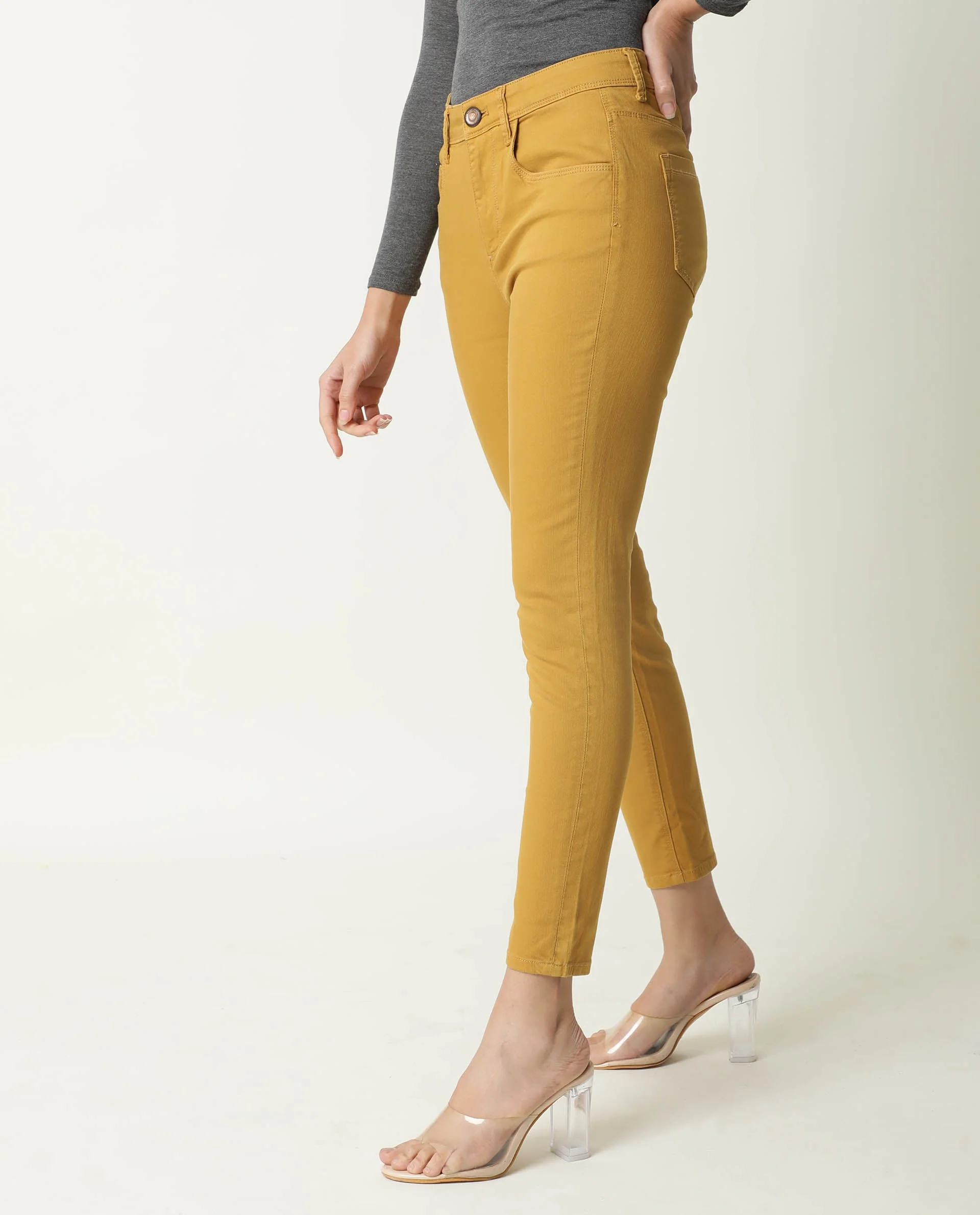Rareism Women's Metty Mustard Cotton Blend Plain Ankle Length Slim Fit Jeans - Image 5