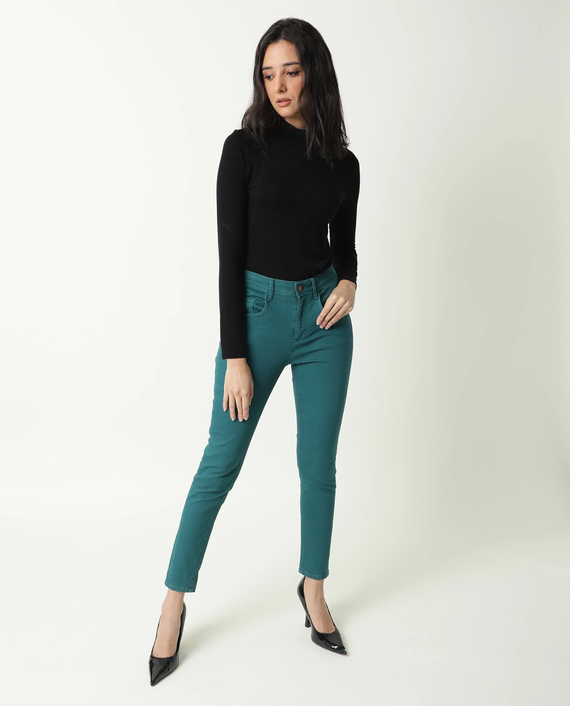 Rareism Women's Metty Petrol Cotton Blend Plain Ankle Length Slim Fit Jeans