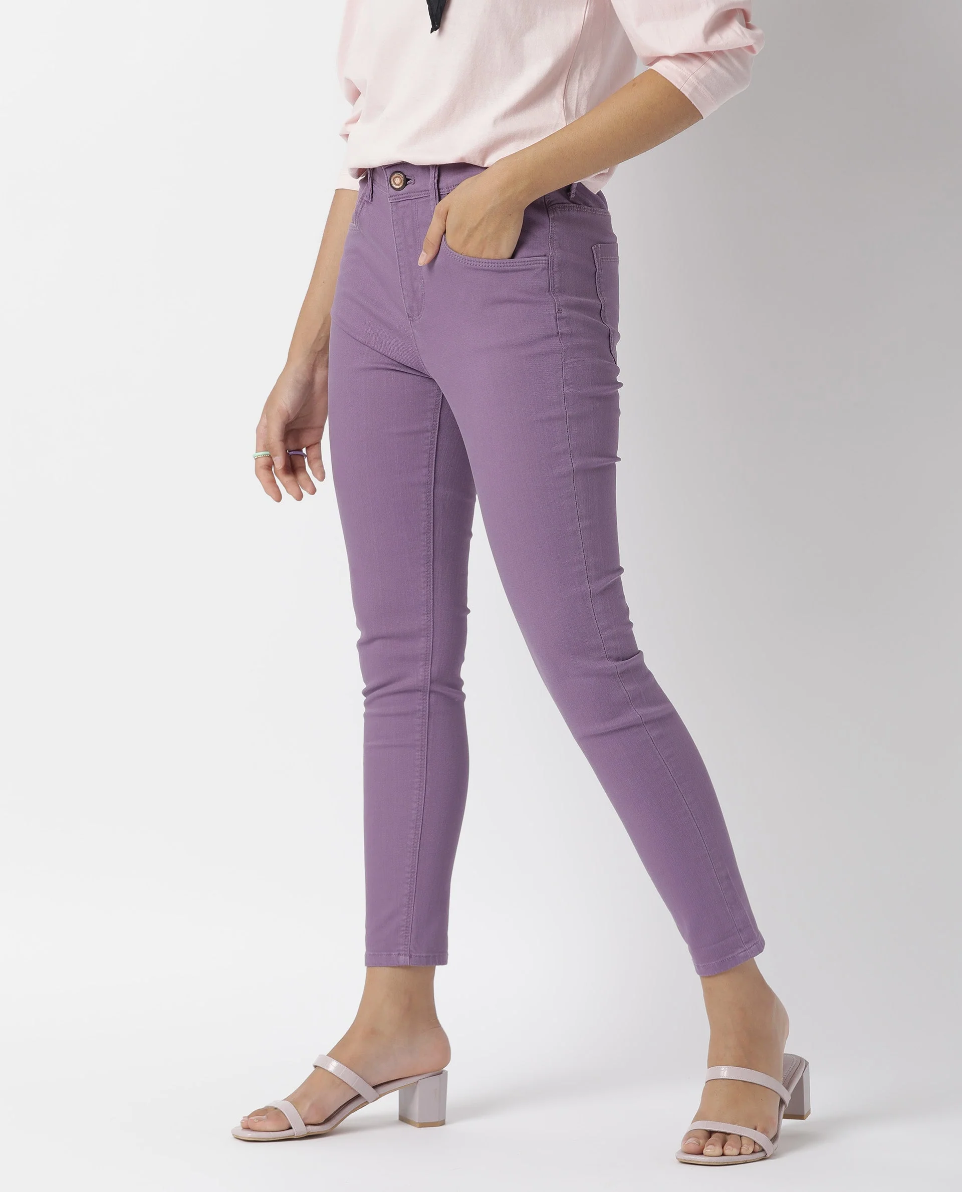 Rareism Women's Metty Purple Cotton Blend Plain Ankle Length Slim Fit Jeans - Image 6