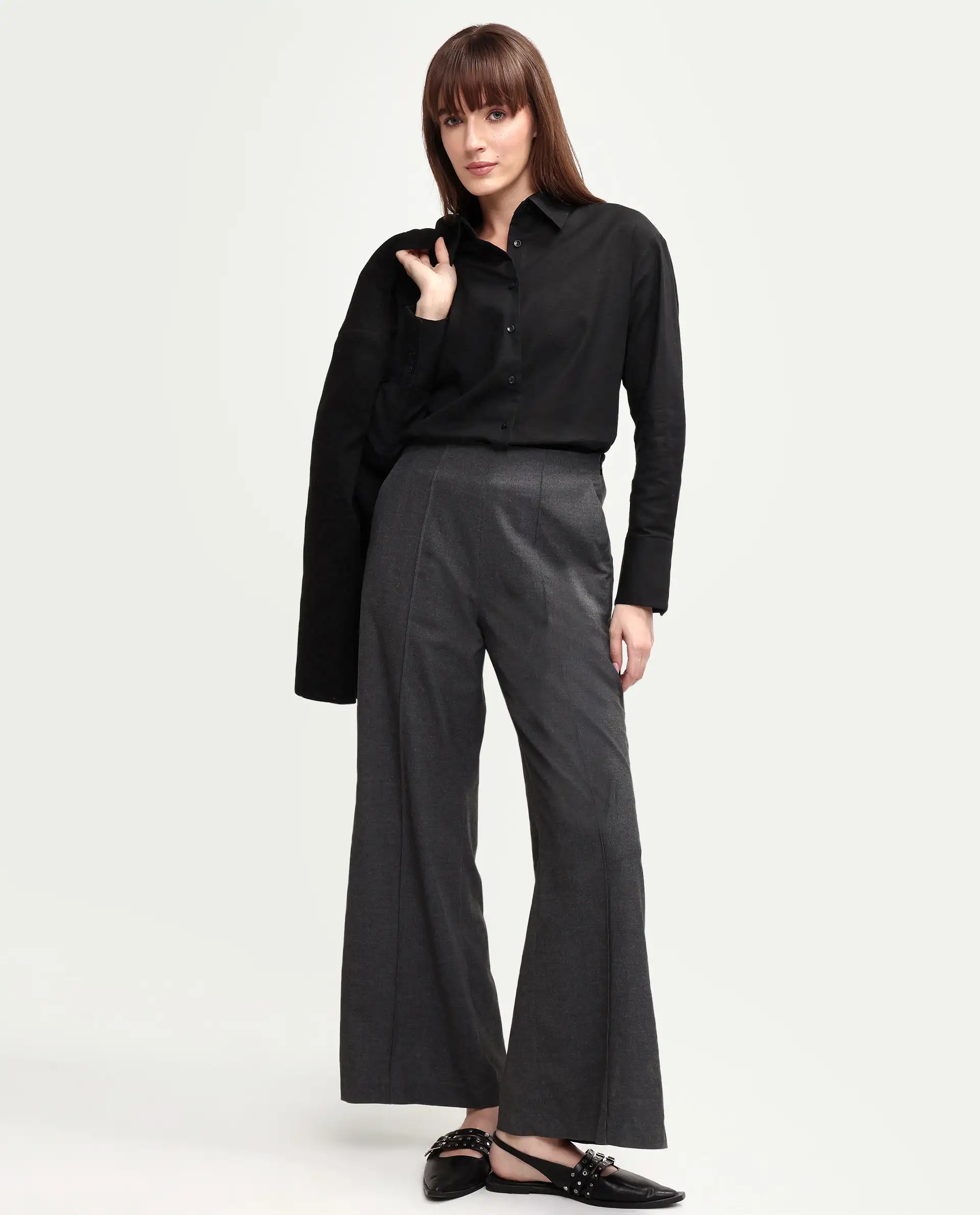 Rareism Women's Mewok Black Cotton Full Sleeve Spread Collar Regular Plain Shirt - Image 2