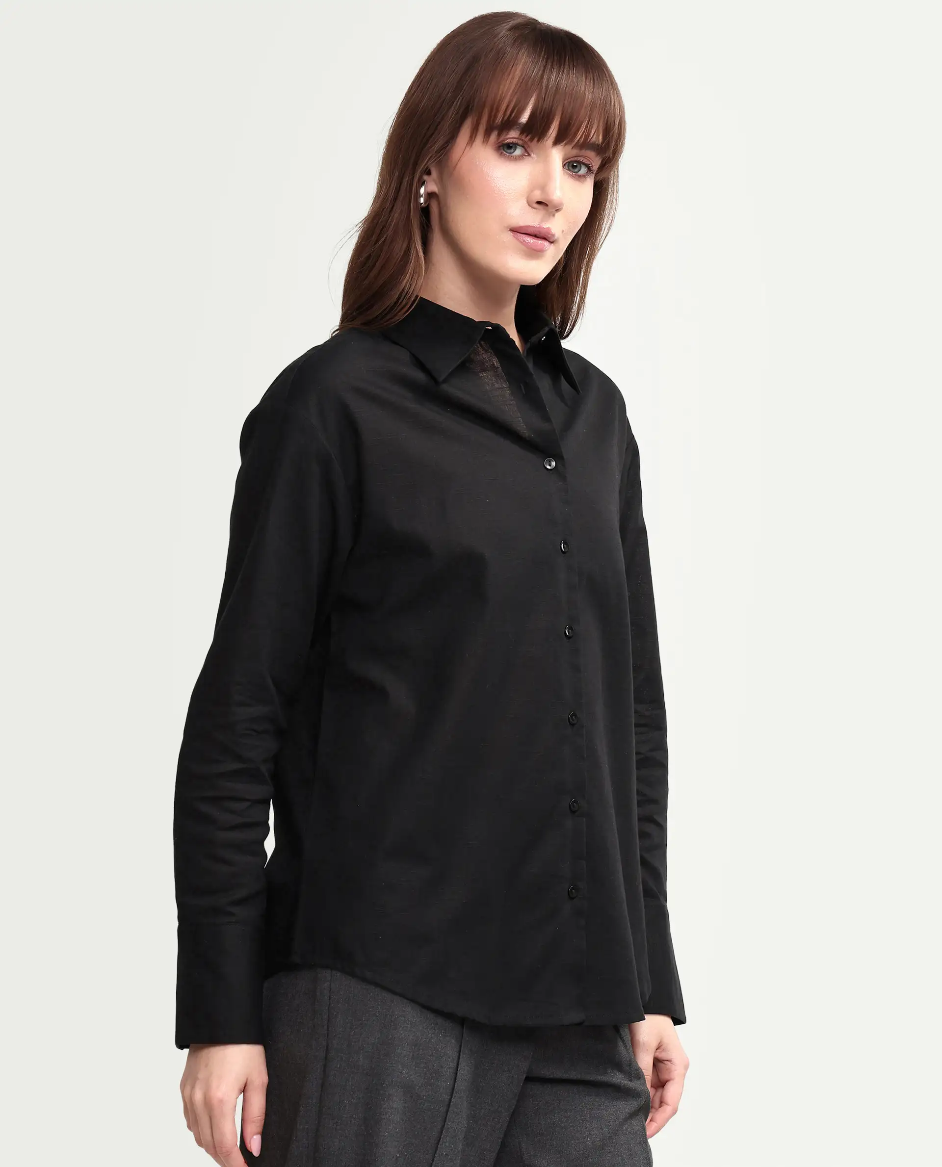 Rareism Women's Mewok Black Cotton Full Sleeve Spread Collar Regular Plain Shirt - Image 6