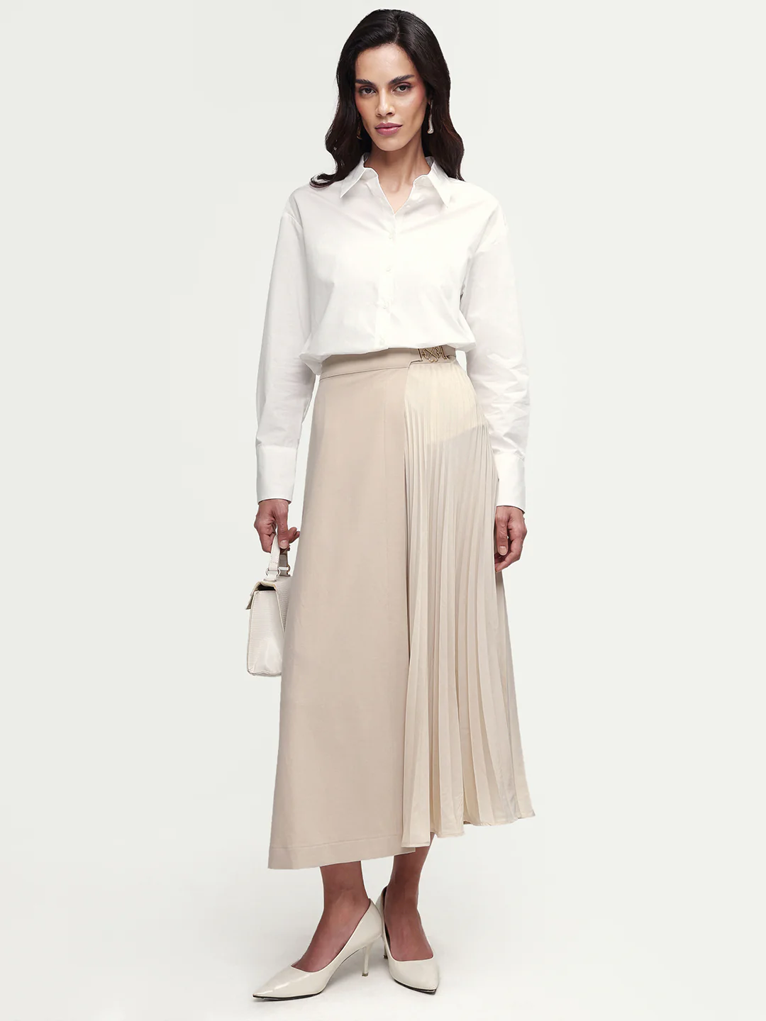 Rareism Women's Mewoki White Cotton Full Sleeve Spread Collar Regular Plain Shirt - Image 2