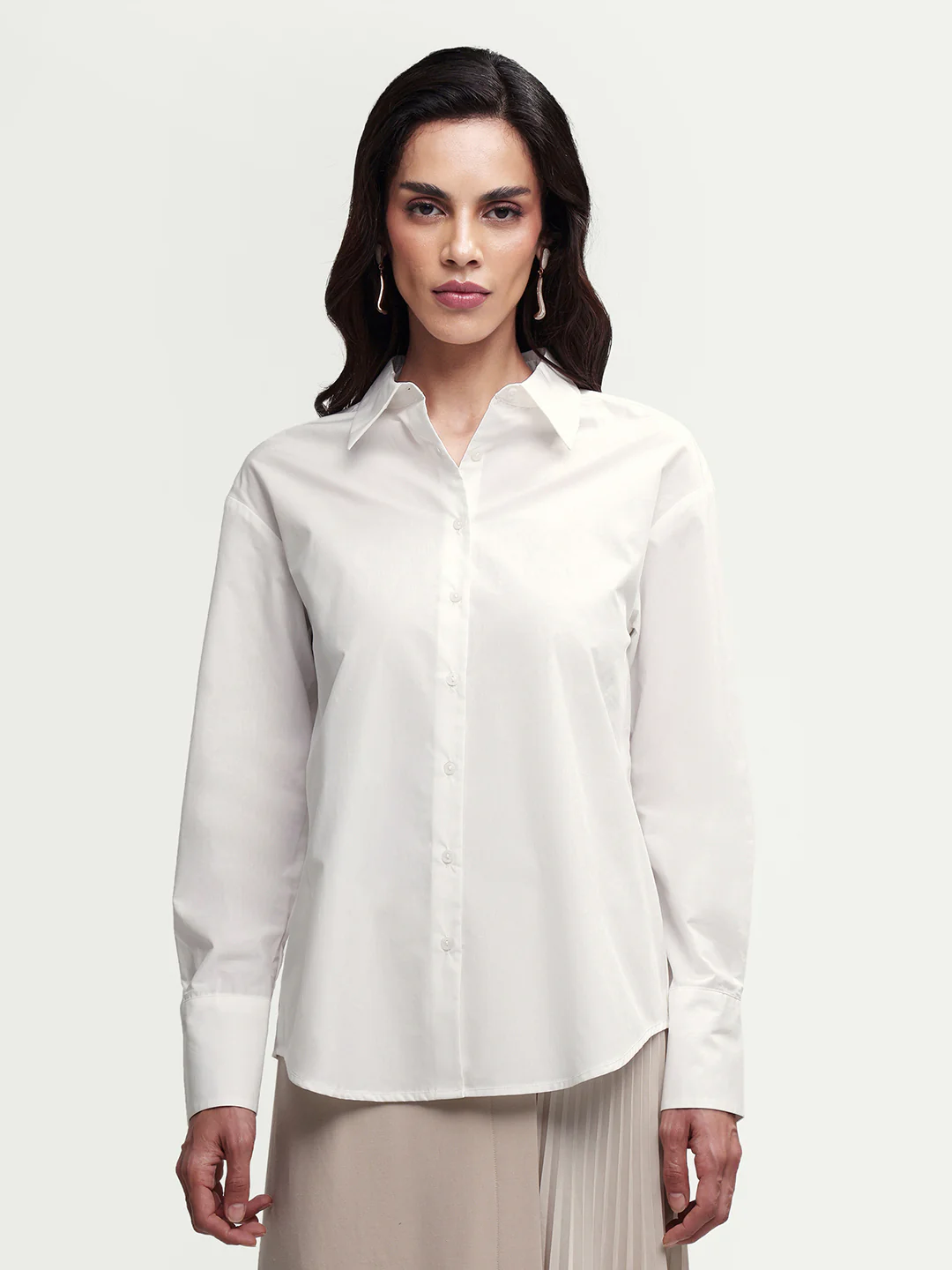 Rareism Women's Mewoki White Cotton Full Sleeve Spread Collar Regular Plain Shirt - Image 3