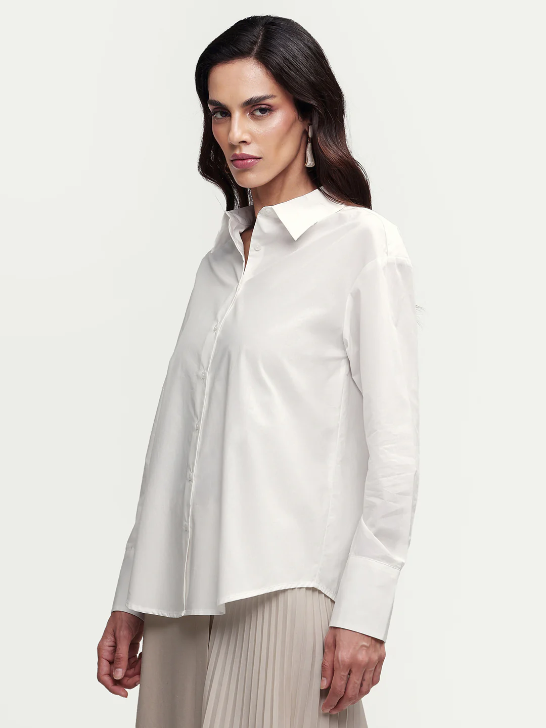Rareism Women's Mewoki White Cotton Full Sleeve Spread Collar Regular Plain Shirt - Image 6