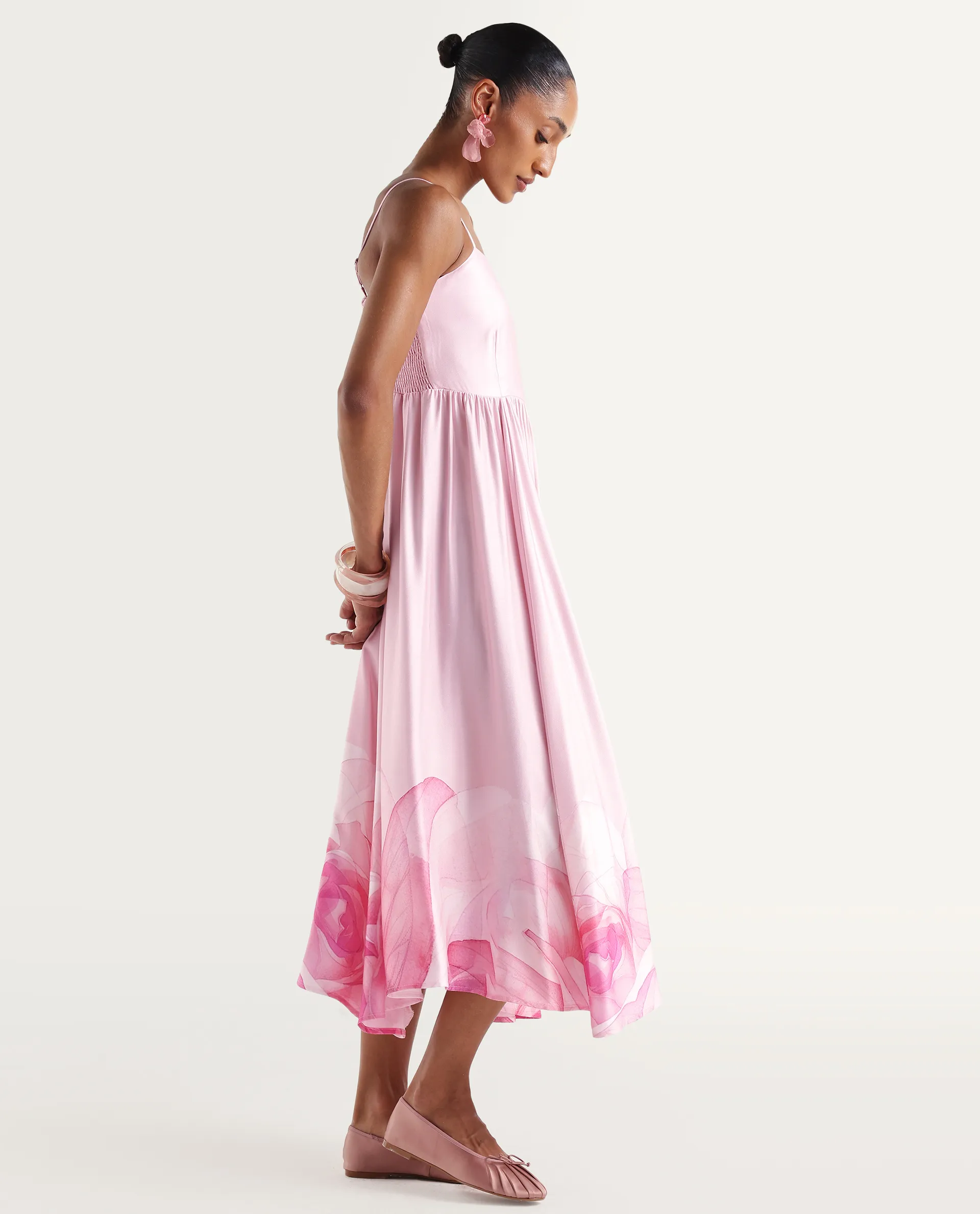 Rareism Women's Mezozo Light Pink Viscose Sleeveless Square Neck Fit And Flare Floral Print Dress - Image 7