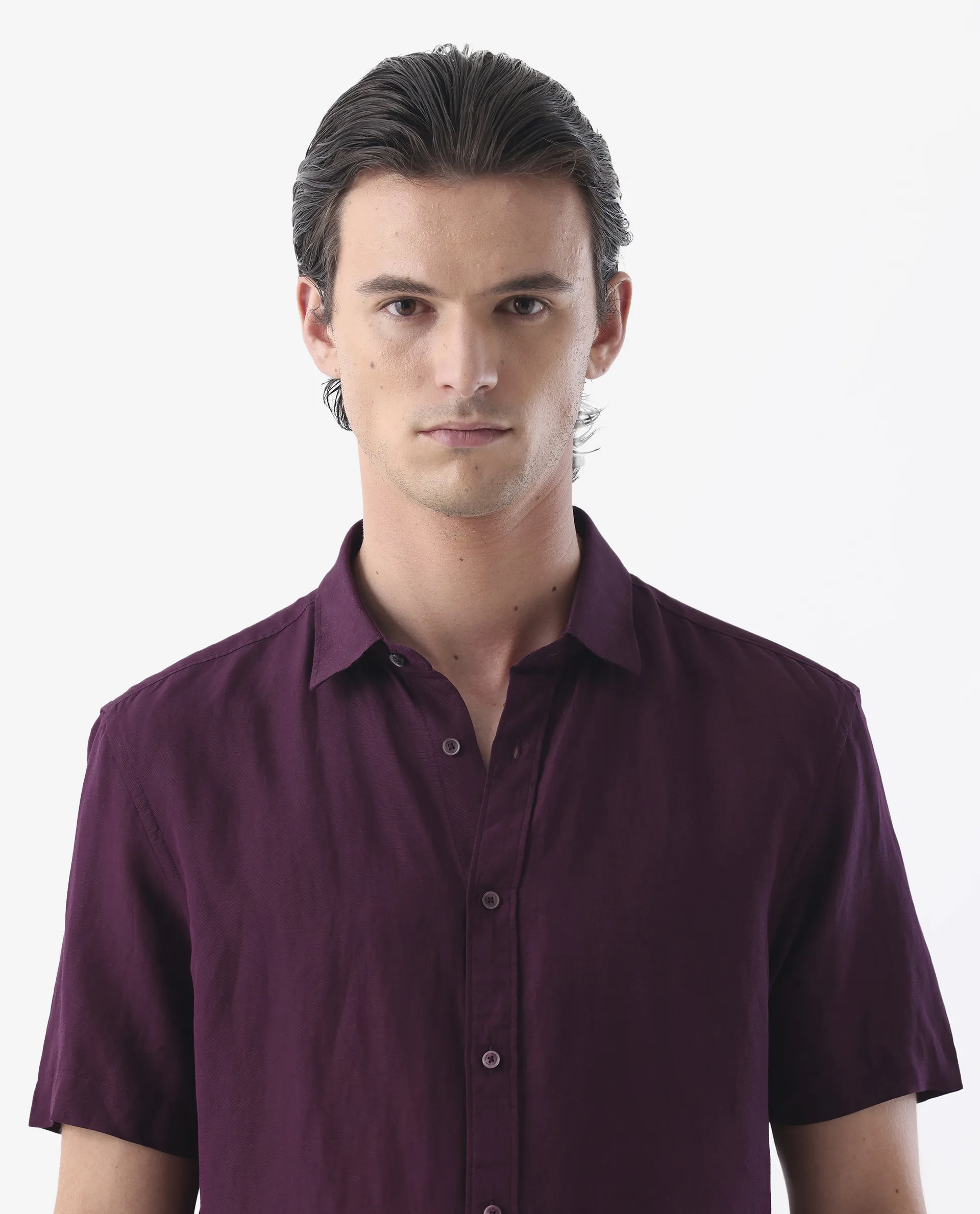 Rare Rabbit Men's Mik Dark Maroon Linen Blend Plain Regular Fit Half Sleeve Collared Shirt - Image 4