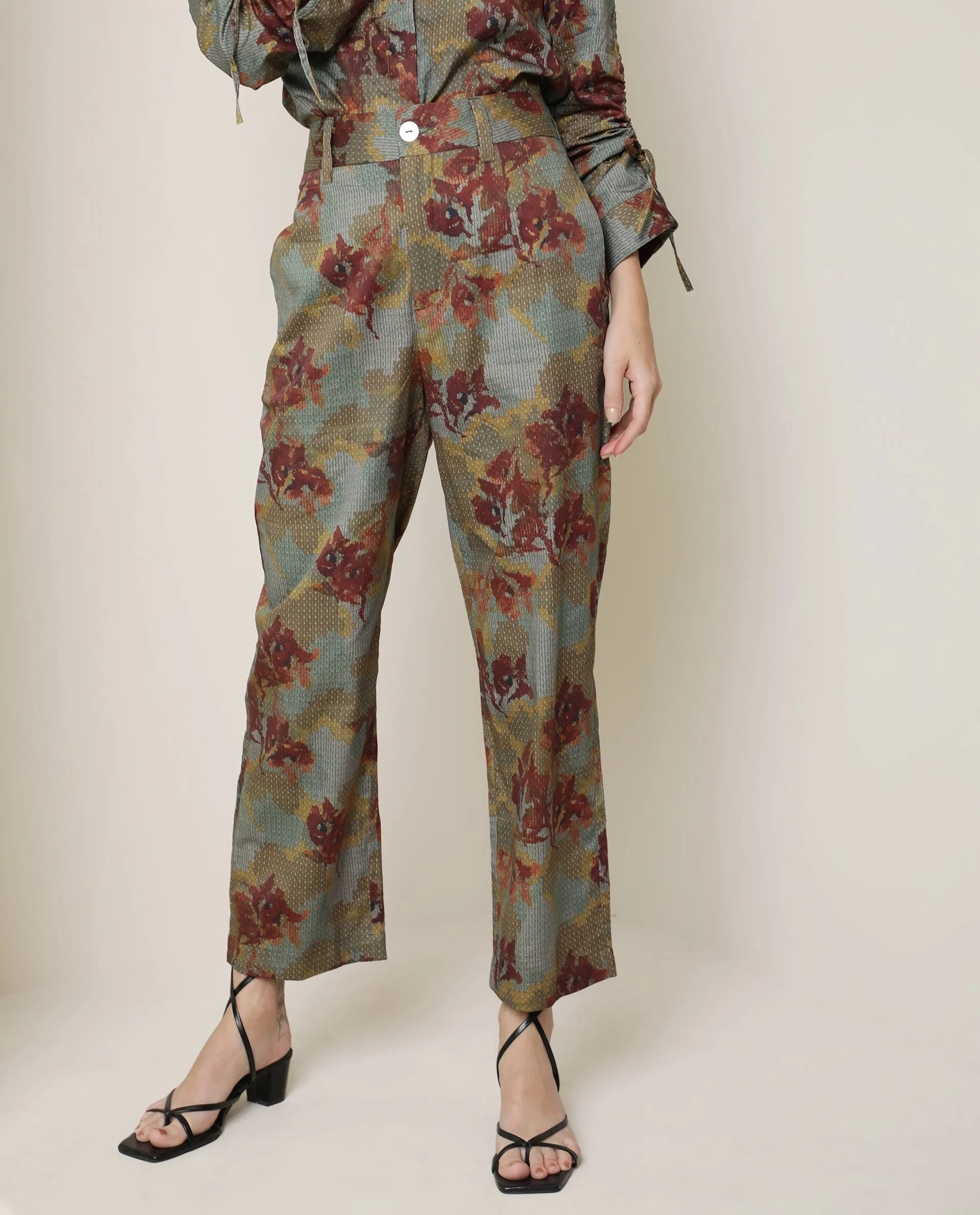 Rareism Women's Milan Olive Cotton Floral Print Ankle Length Tailored Trouser - Image 2
