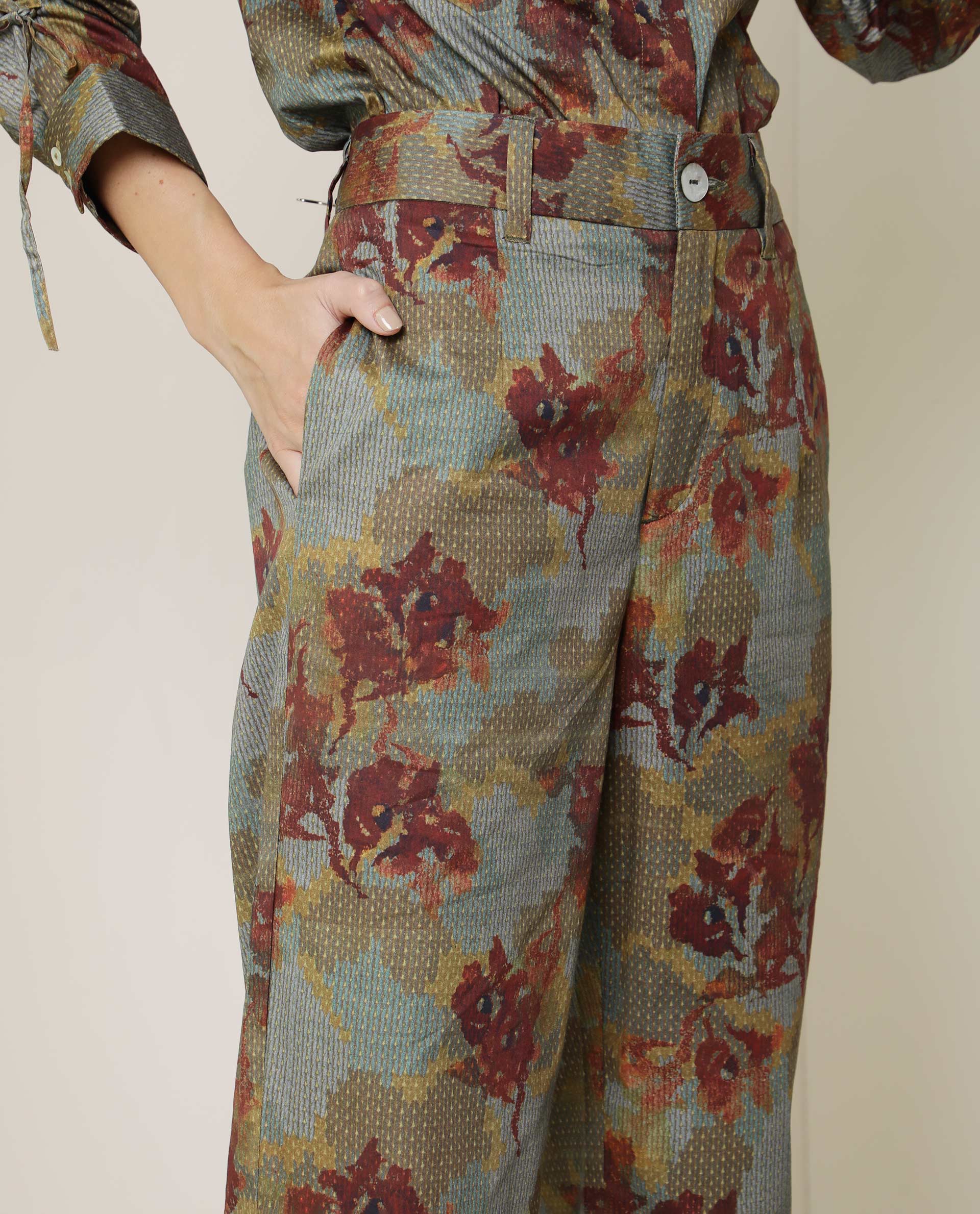 Rareism Women's Milan Olive Cotton Floral Print Ankle Length Tailored Trouser - Image 5