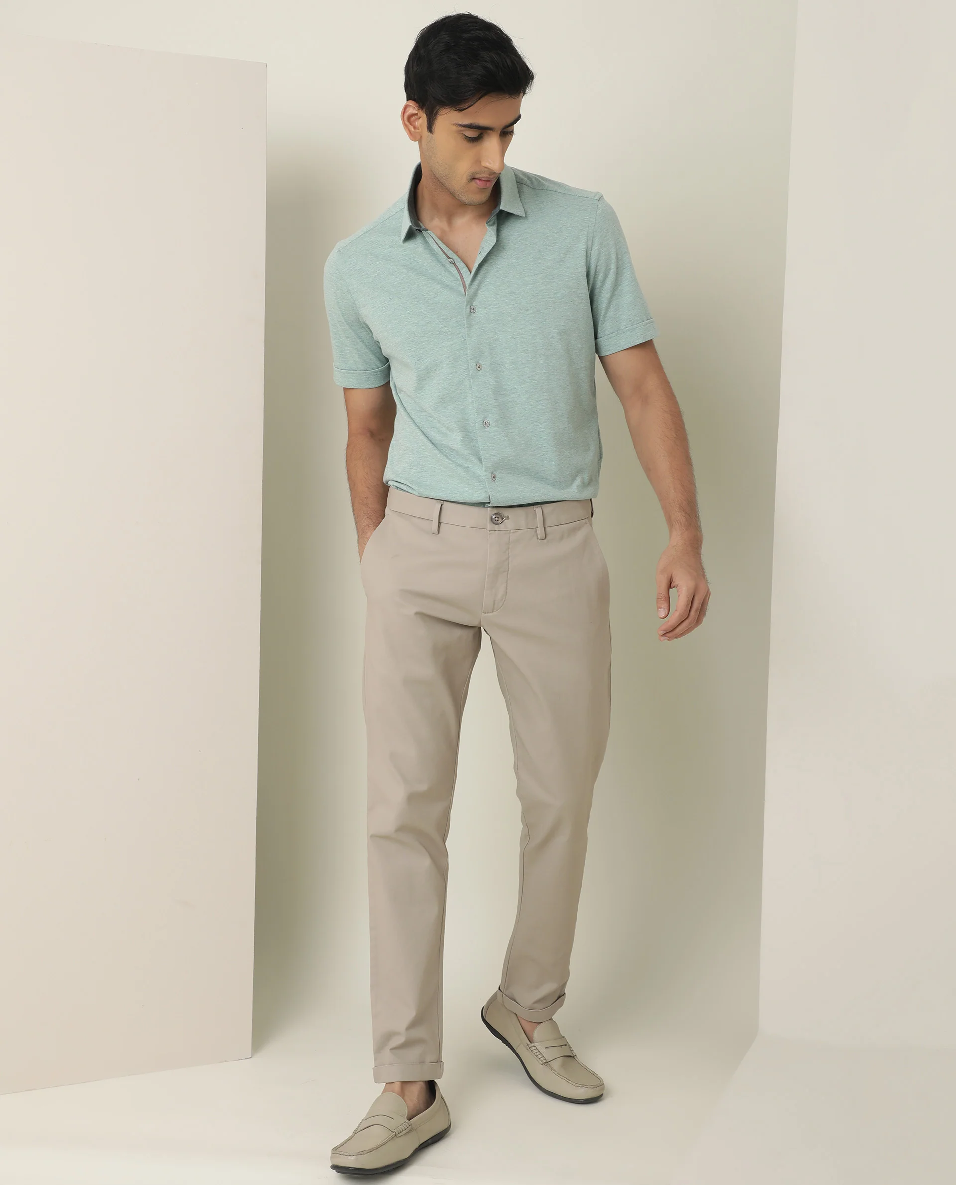 Rare Rabbit Men's Miraj Pastel Green Cotton Plain Regular Fit Half Sleeve Collared Shirt - Image 2