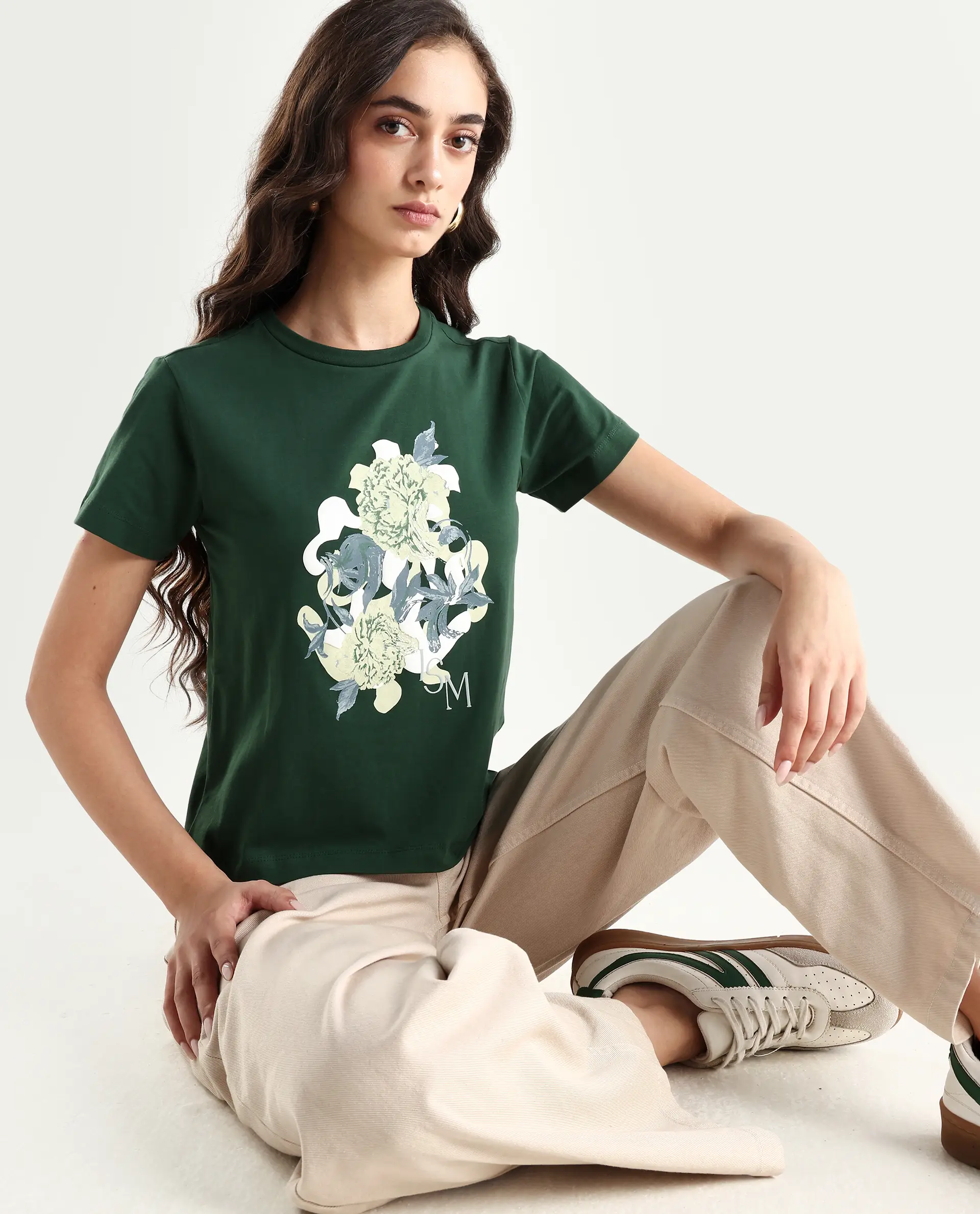 Rareism Women's Mirth Olive Cotton Blend Crew Neck Graphic Print Regular Fit T-Shirt