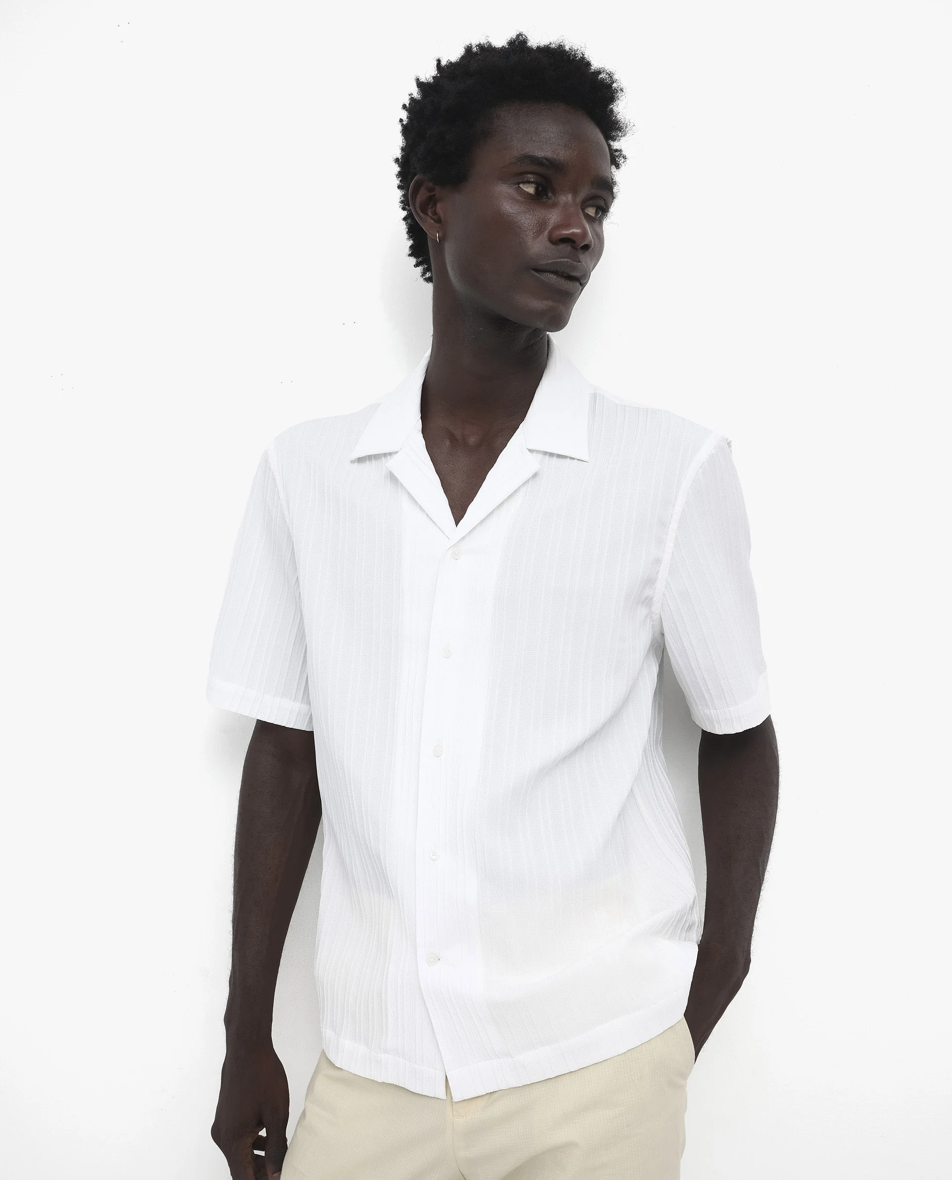 Rare Rabbit Men's Mirtilo White Polyester Striped Print Boxy Fit Half Sleeve Cuban Collar Shirt - Image 3