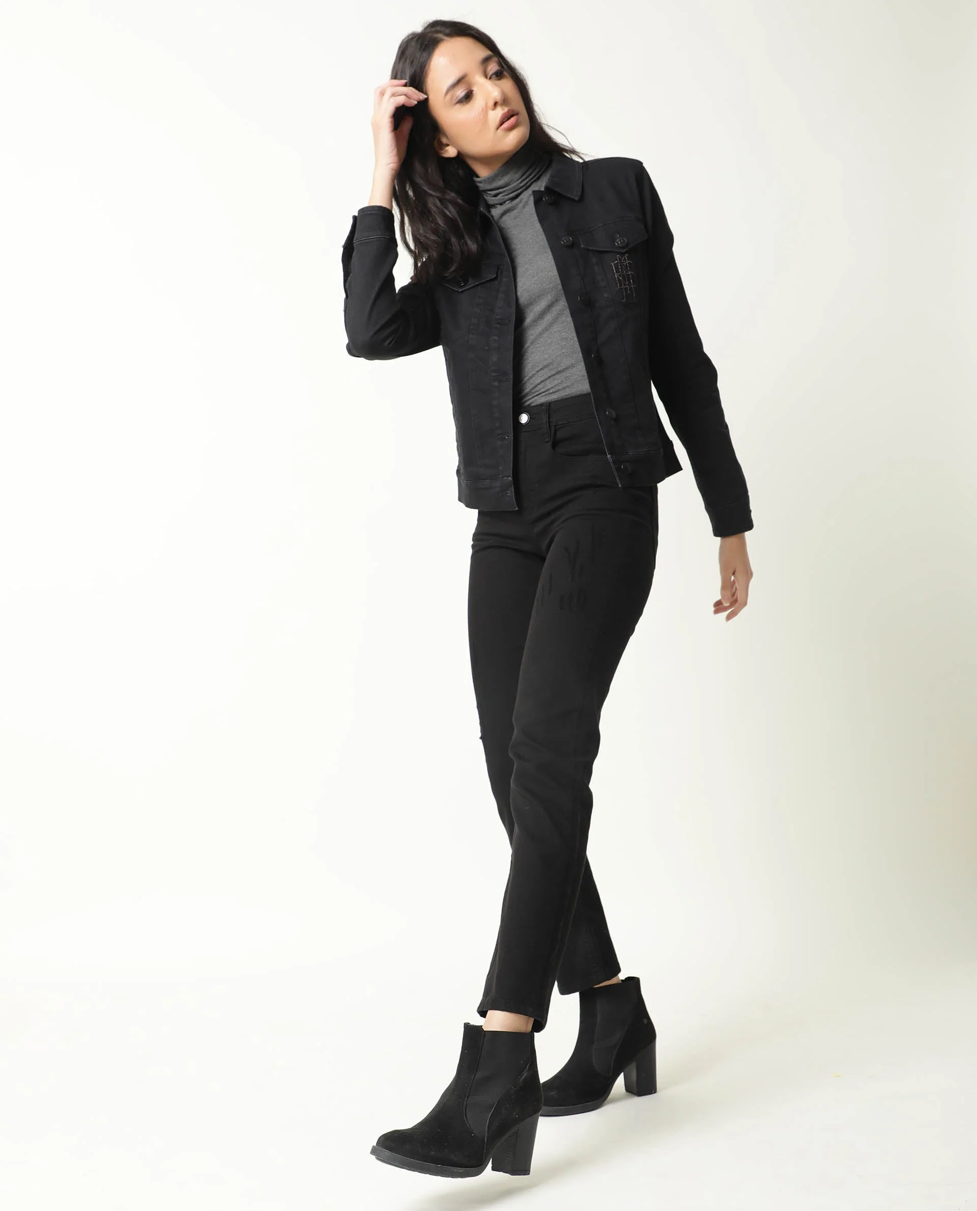 Rareism Women's Misso Black Cotton Blend Spread Collar Plain Regular Fit Jacket - Image 7