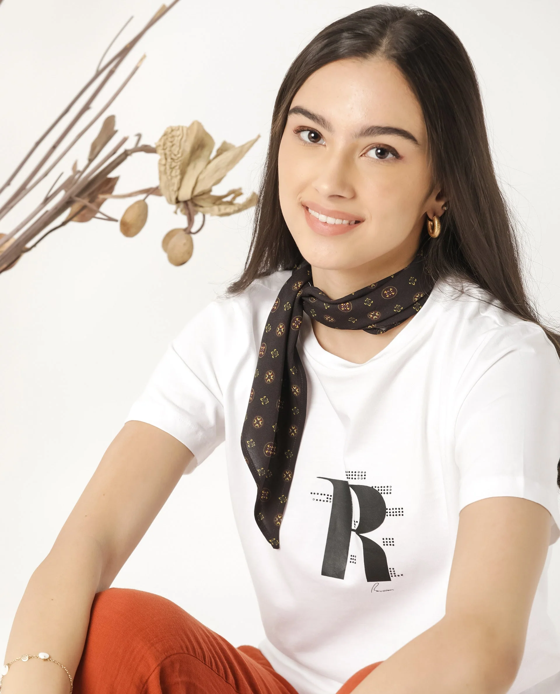 Rareism Women's Moes White Cotton Crew Neck Graphic Print Regular Fit T-Shirt - Image 3