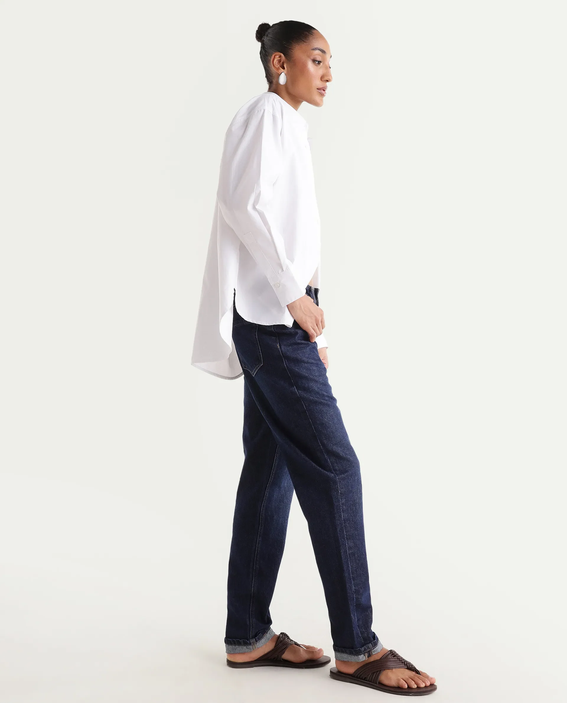 Rareism Women's Momind Dark Navy Cotton Blend Mom Fit Plain Jeans - Image 6