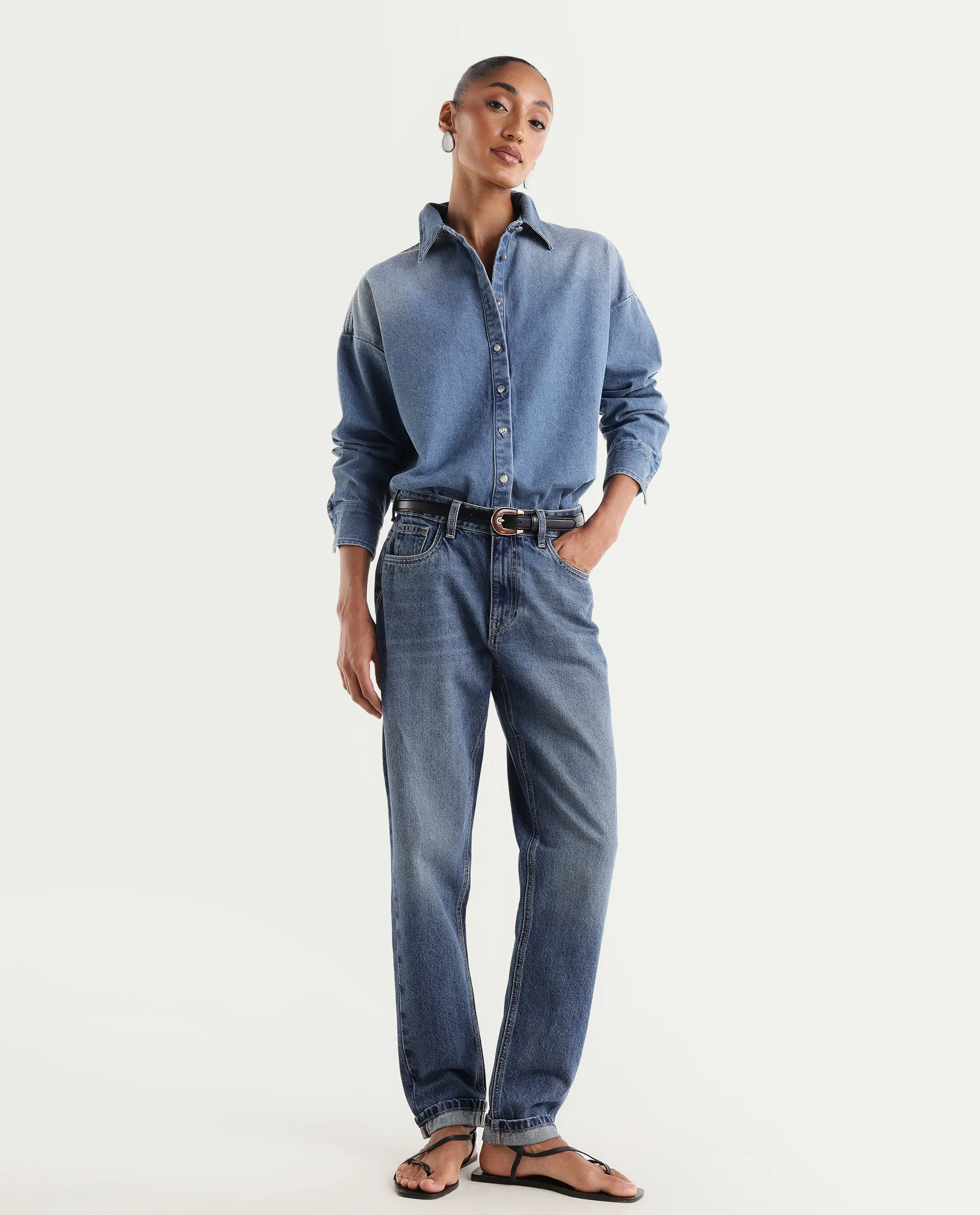 Rareism Women's Momlim Blue Cotton Blend Mom Fit Plain Jeans - Image 3