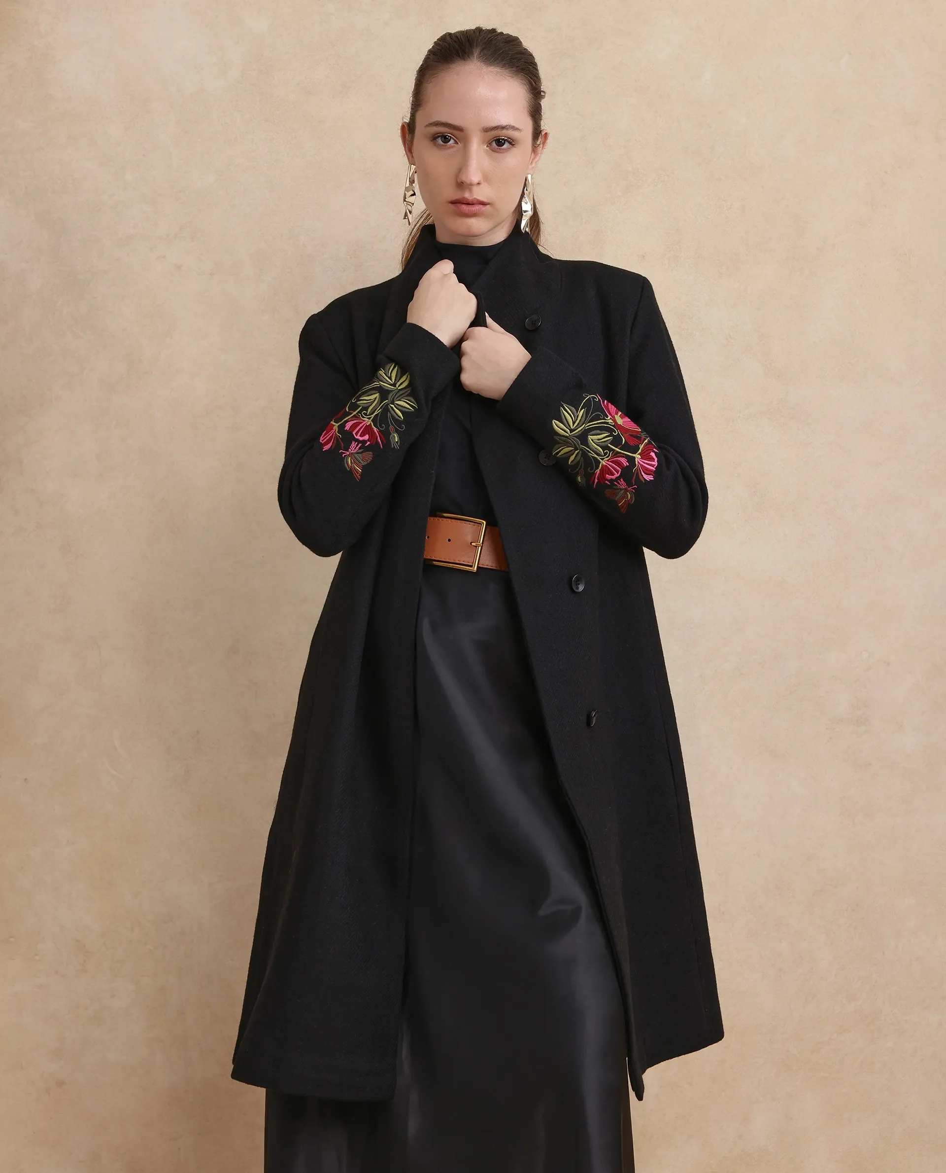 Rareism Women's Monch Black Overlap Neck Plain Midi Straight Fit Jacket - Image 4