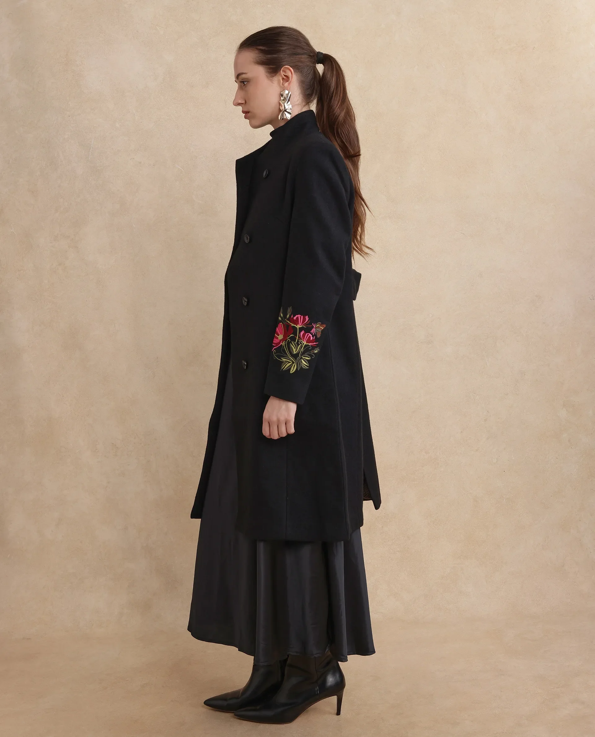 Rareism Women's Monch Black Overlap Neck Plain Midi Straight Fit Jacket - Image 7