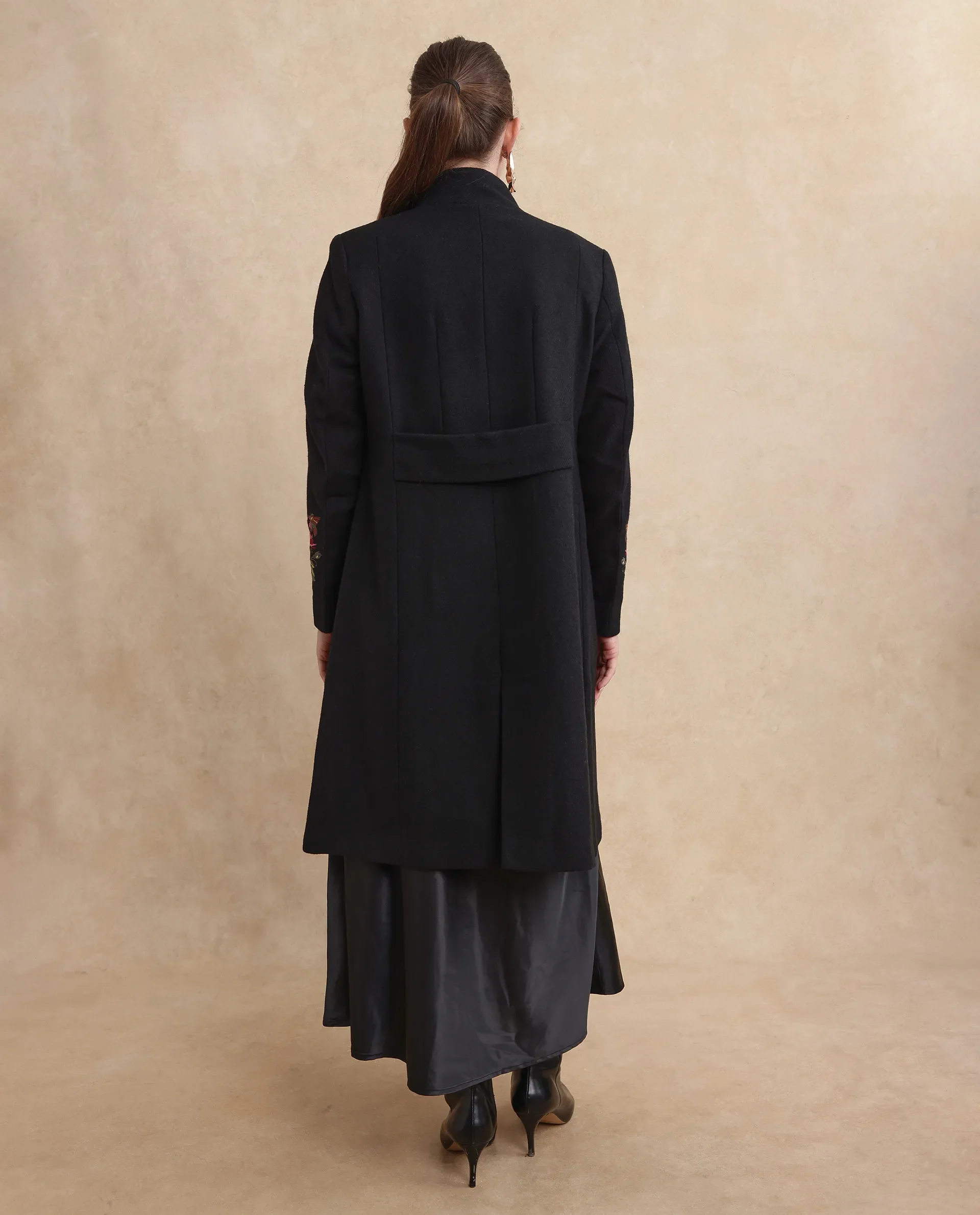 Rareism Women's Monch Black Overlap Neck Plain Midi Straight Fit Jacket - Image 8
