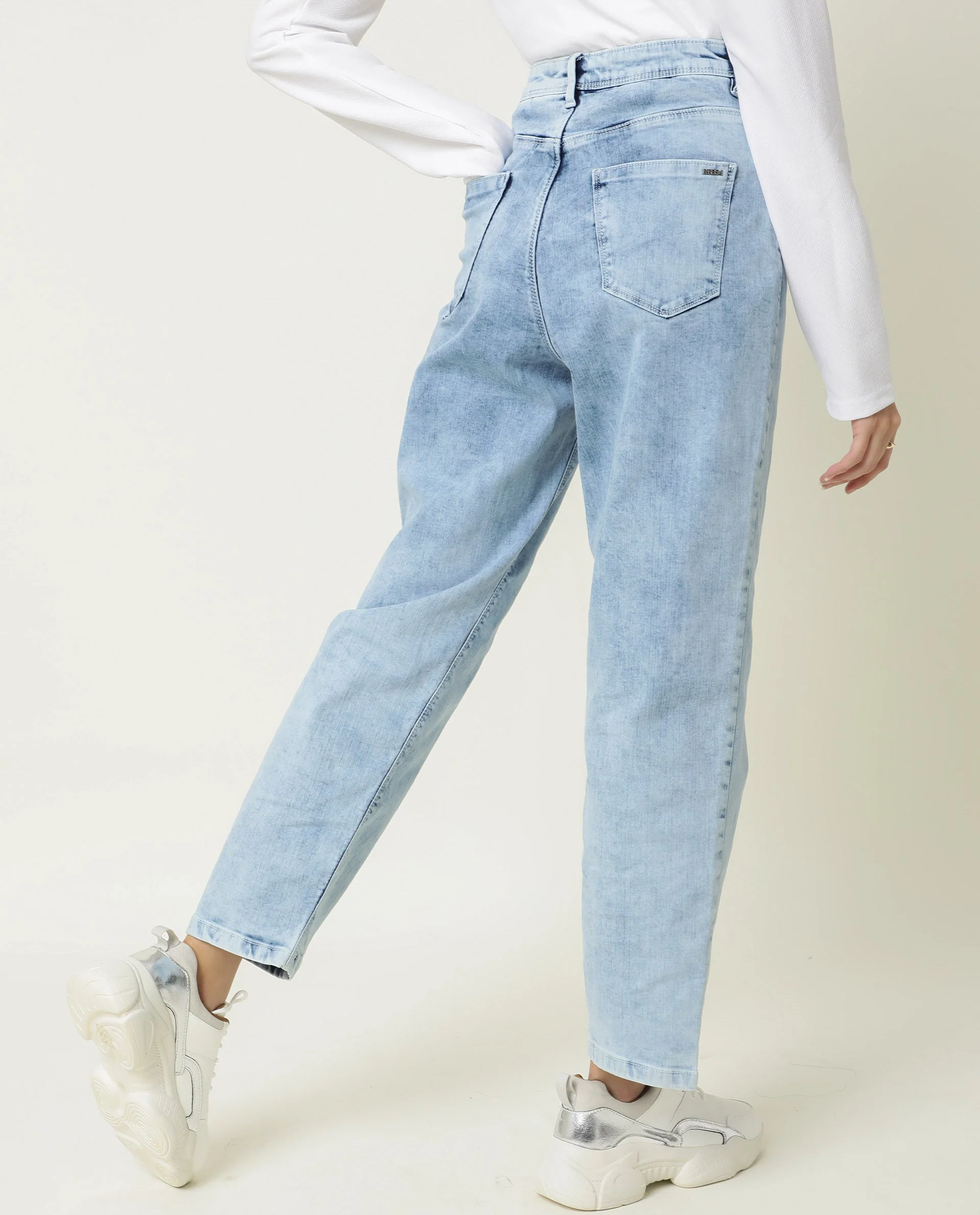 Rareism Women's Monrch Blue Cotton Blend Plain Ankle Length Tailored Jeans - Image 6