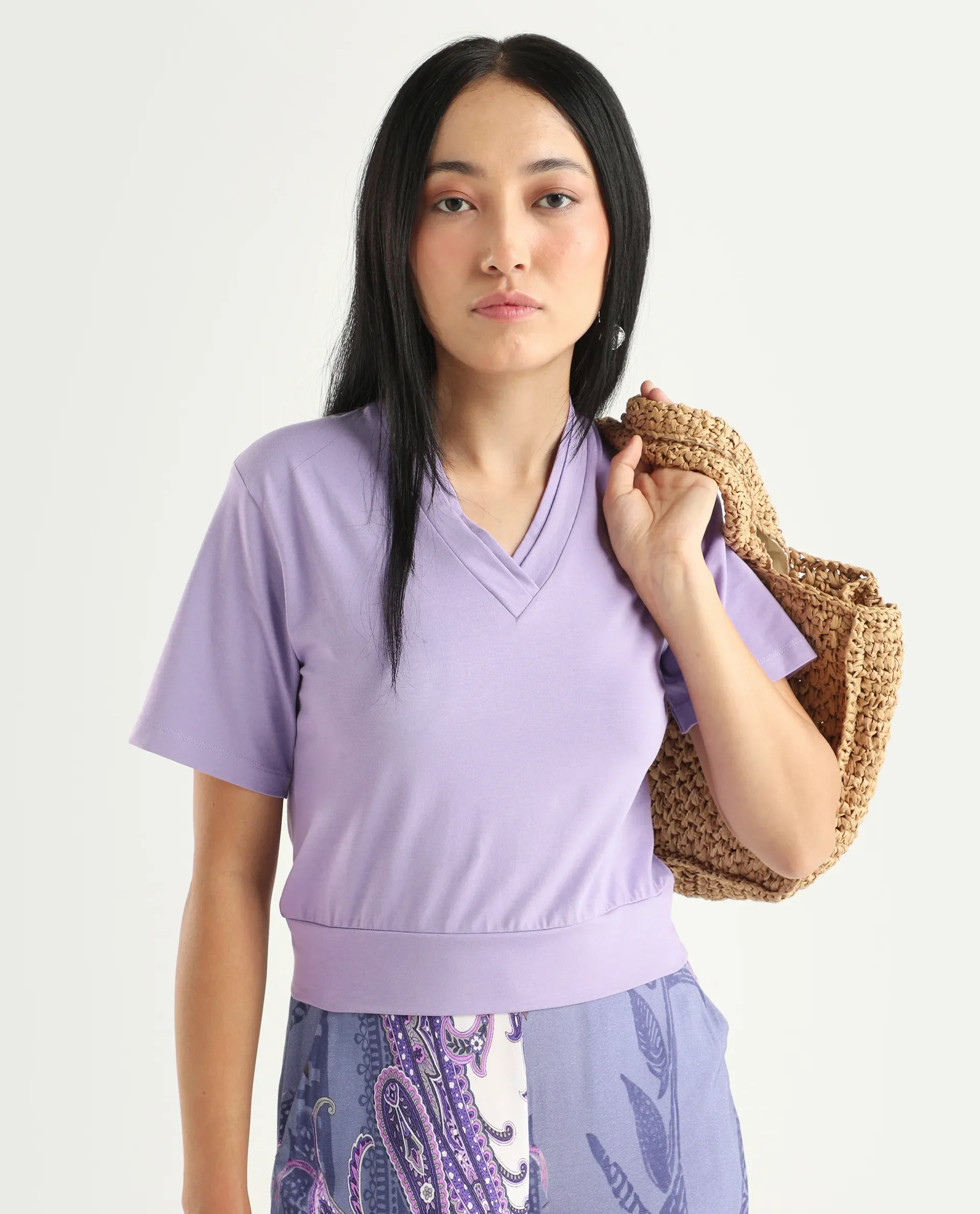 Rareism Women's Moonray Light Purple Knit V-Neck Plain Regular Fit Top