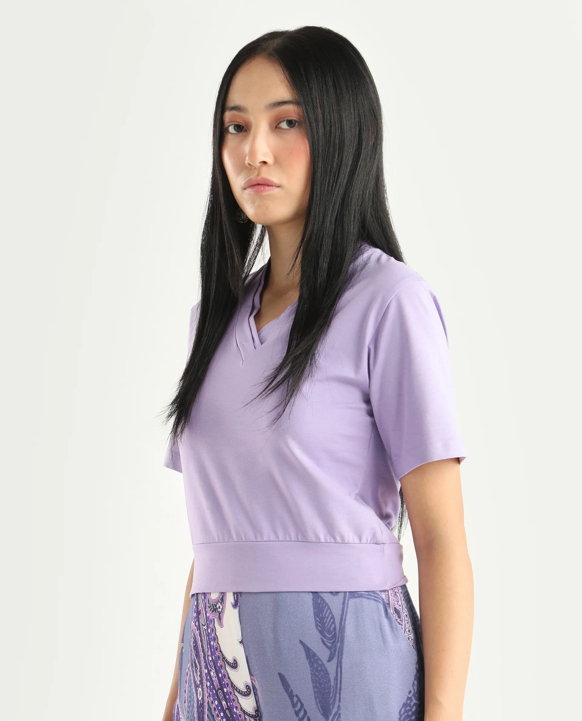 Rareism Women's Moonray Light Purple Knit V-Neck Plain Regular Fit Top - Image 6