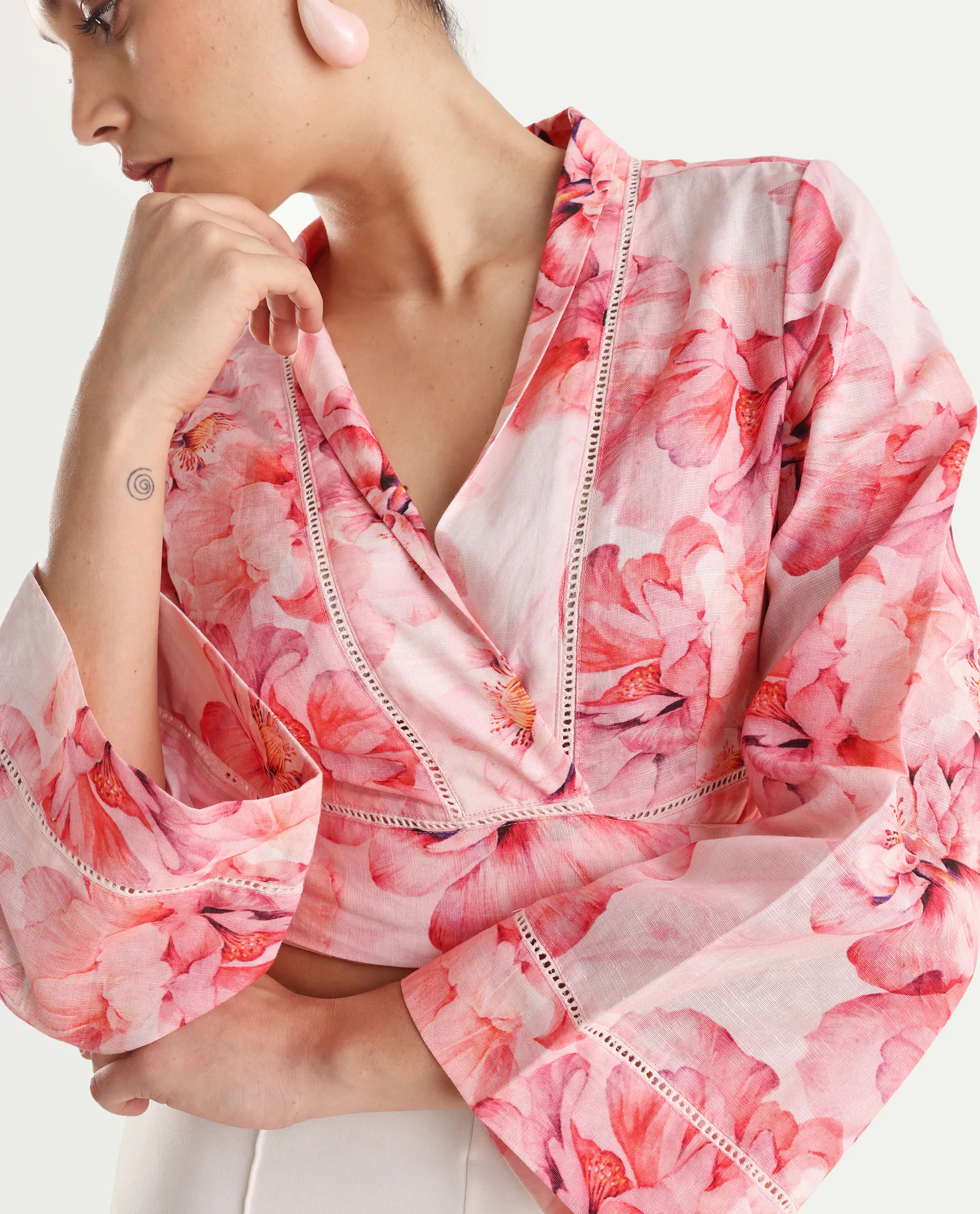 Rareism Women's Moral Pink Cotton Blend Shawl Collar Floral Print Bell Sleeve Crop Regular Fit Shrug - Image 4