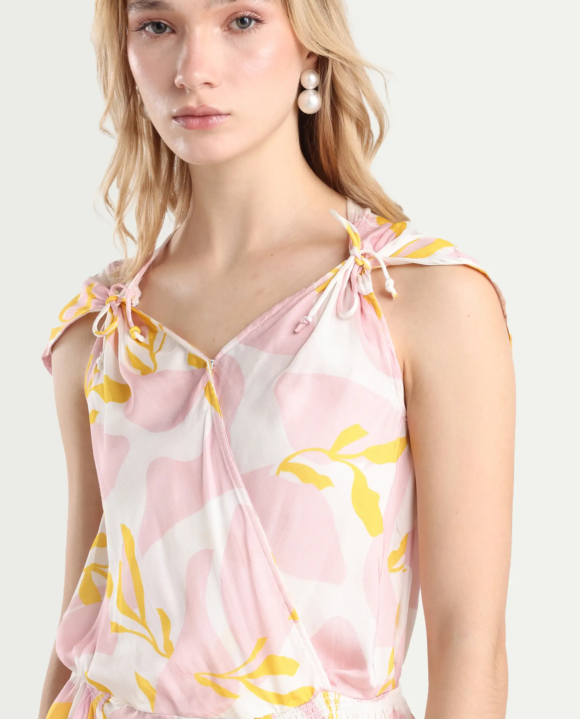 Rareism Women's Morning Pink V-Neck Abstract Print Sleeveless Knee Length Regular Fit Top - Image 4
