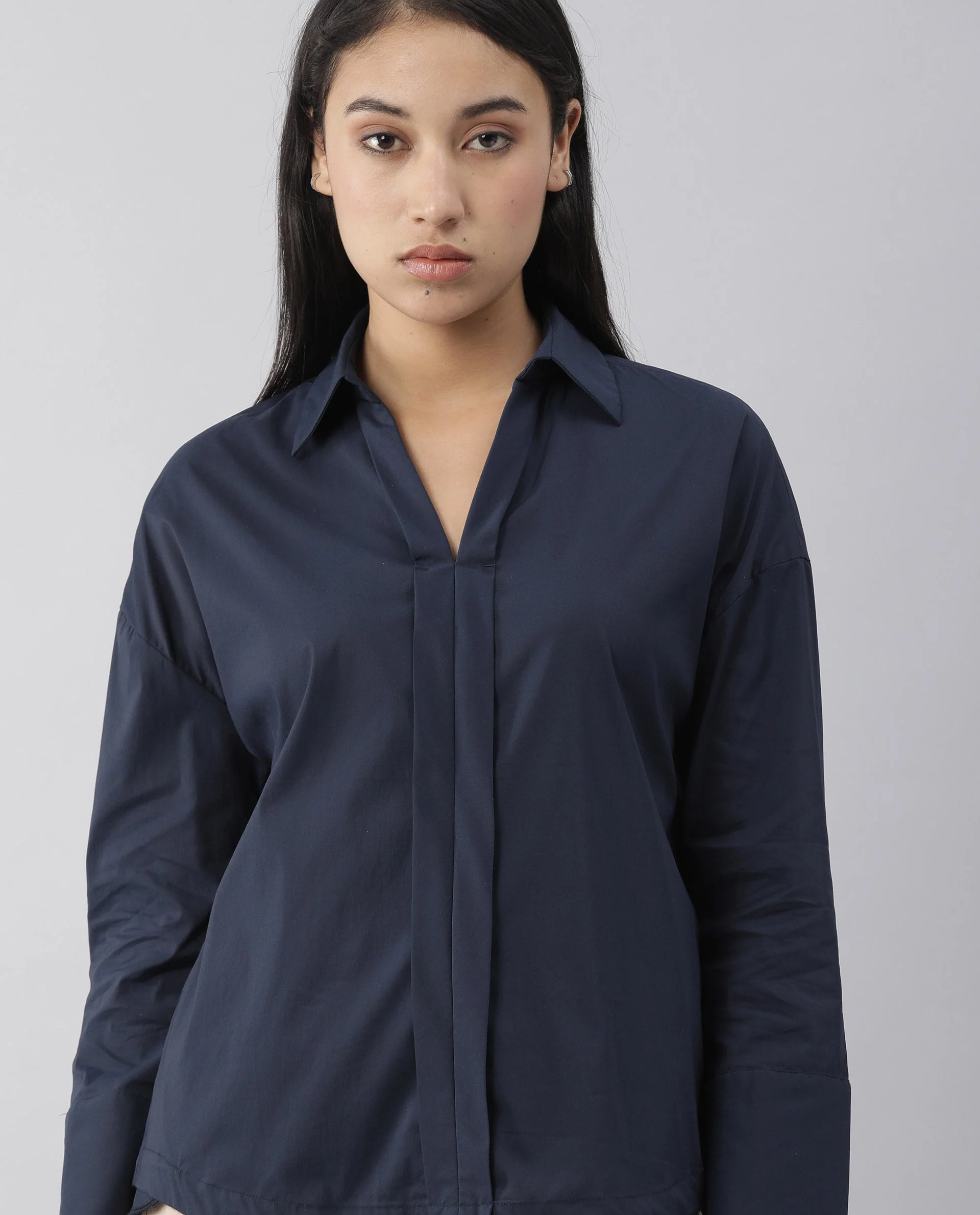Rareism Women Morr Navy Top Full Sleeves Solid - Image 4